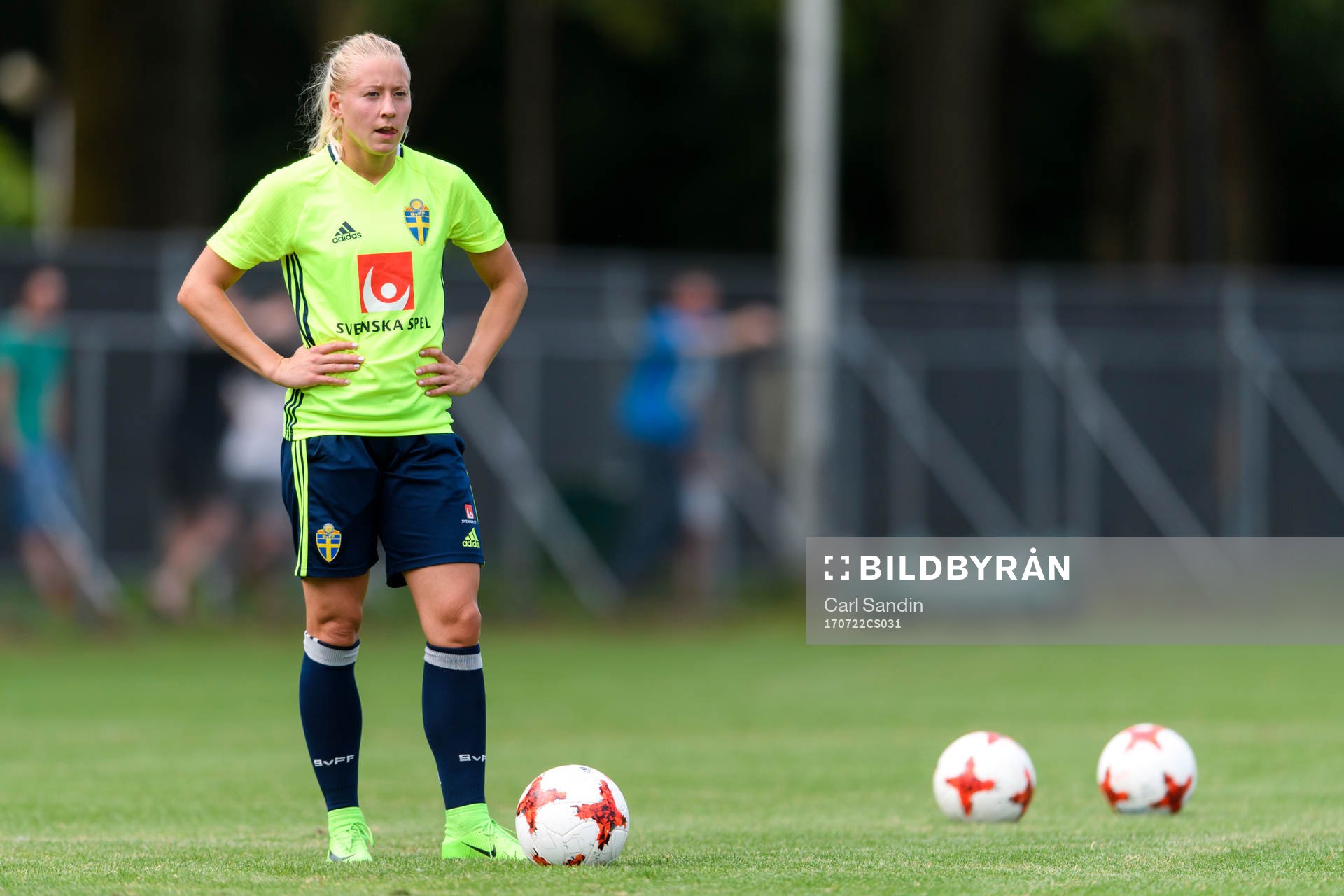 Julia Spetsmark på en träning med det svenska landslaget