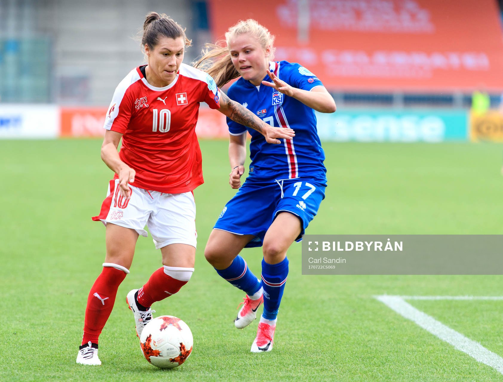 Schweiz Ramona Bachmann och Islands Agla Maria