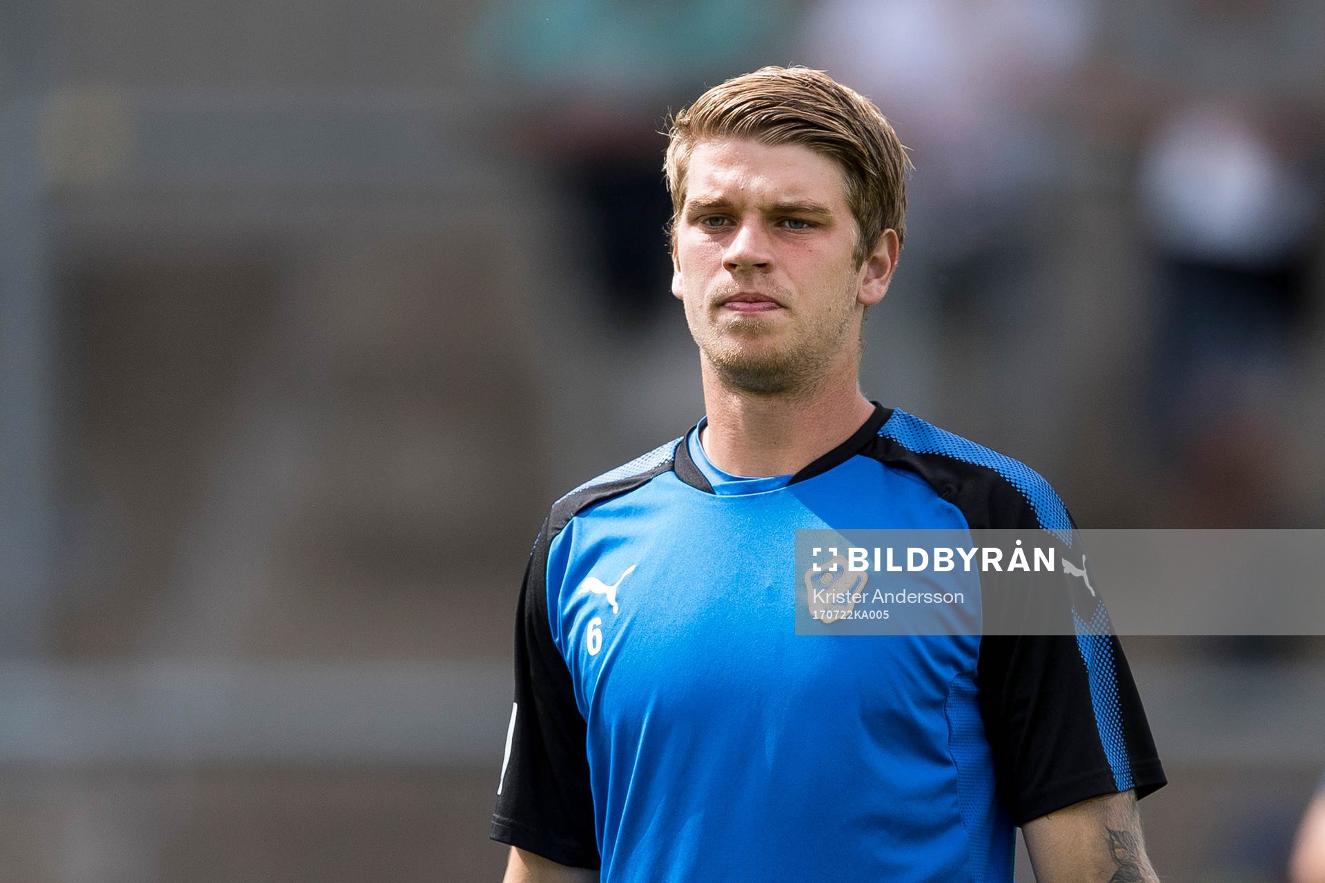Halmstads Marcus Mathisen före fotbollsmatchen i