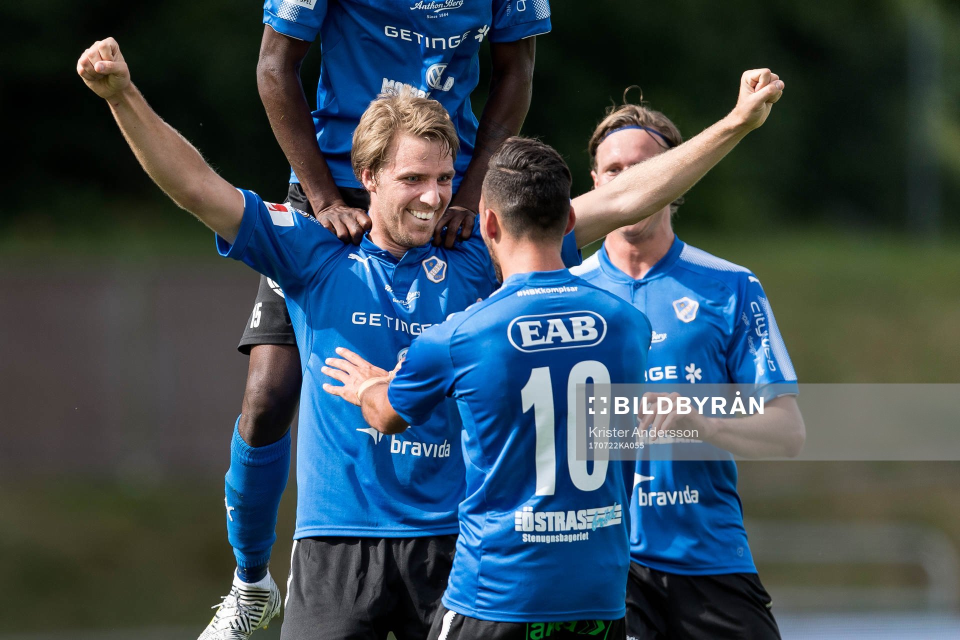 Halmstads Johan Oremo jublar