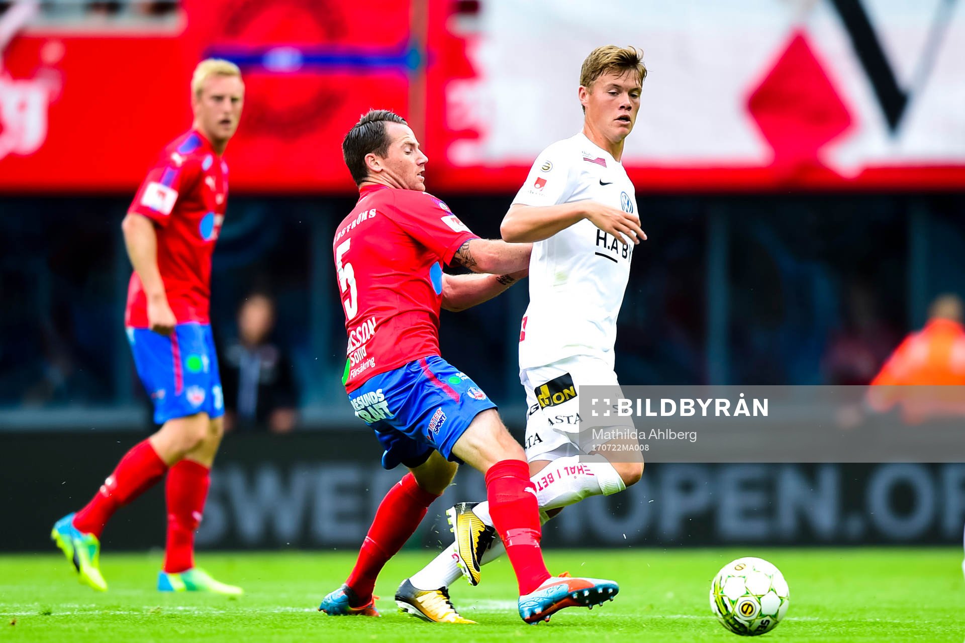 Helsingborgs Johan Persson och Örgrytes Albin Skoglund