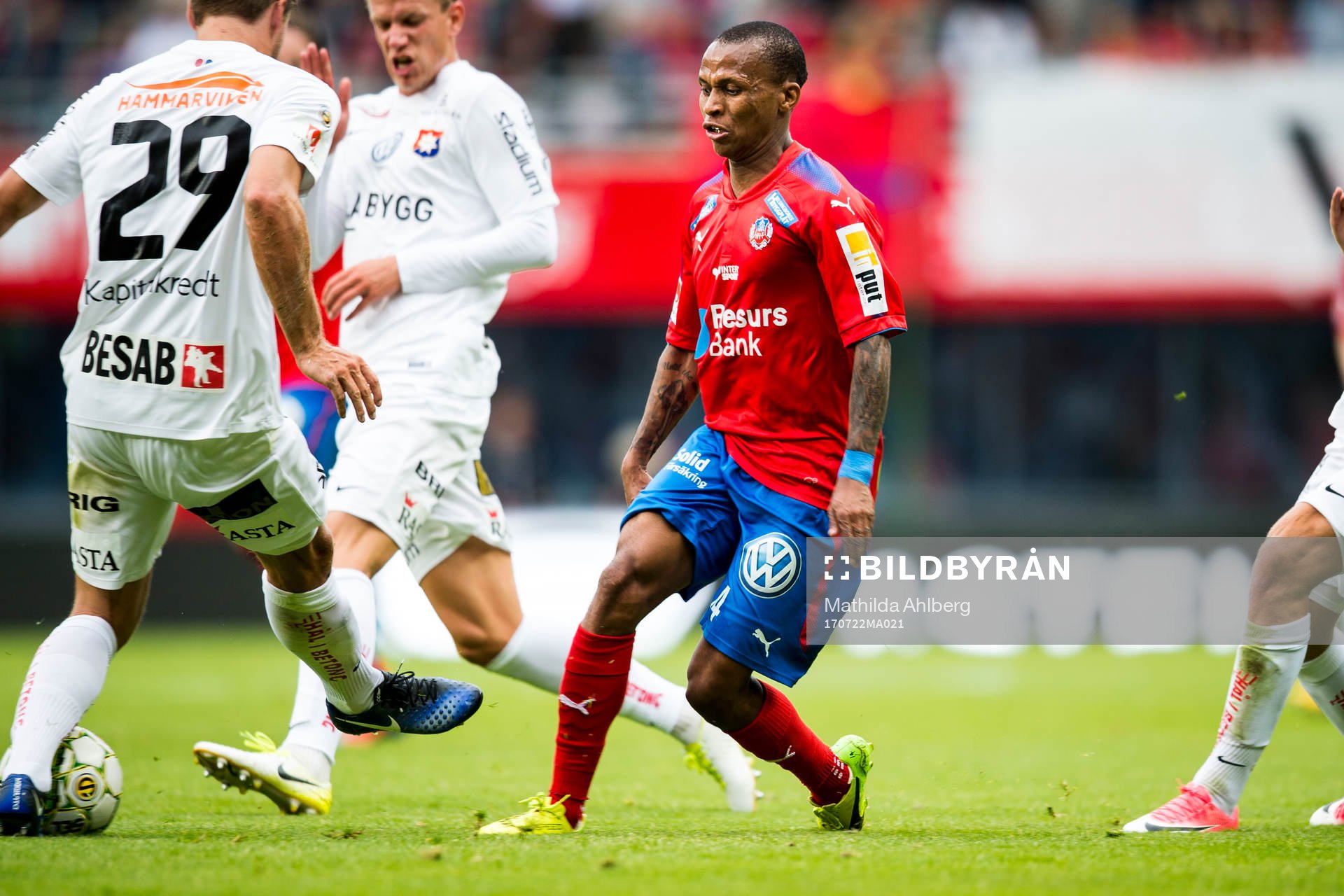 Helsingborgs Bradley Surprise Ralani
