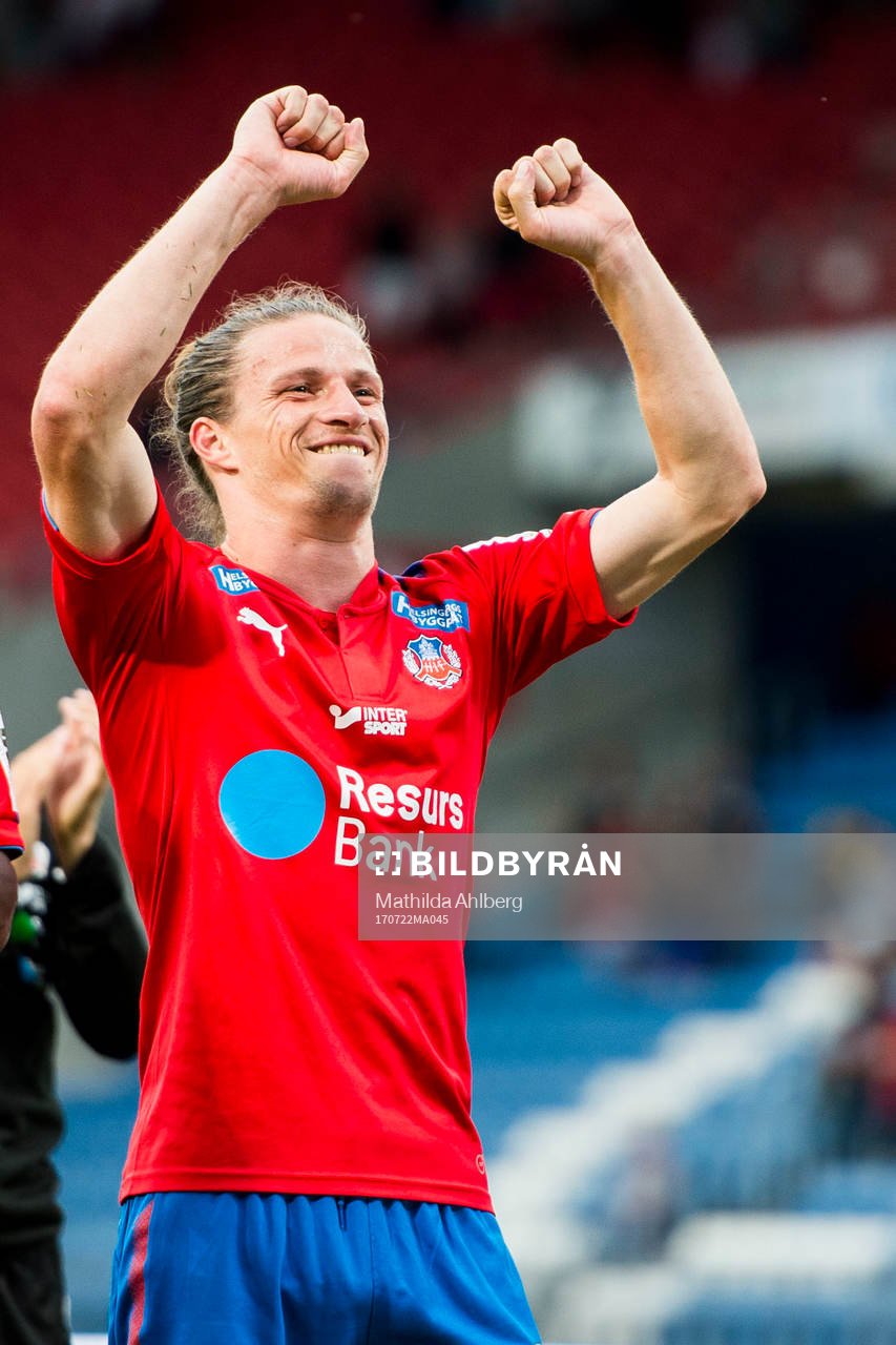 Helsingborgs Jesper Lange jublar efter en fotbollsmatch i Superettan mellan Helsingborg och Örgryte IS den 22 juli 2017 i Helsingborg.