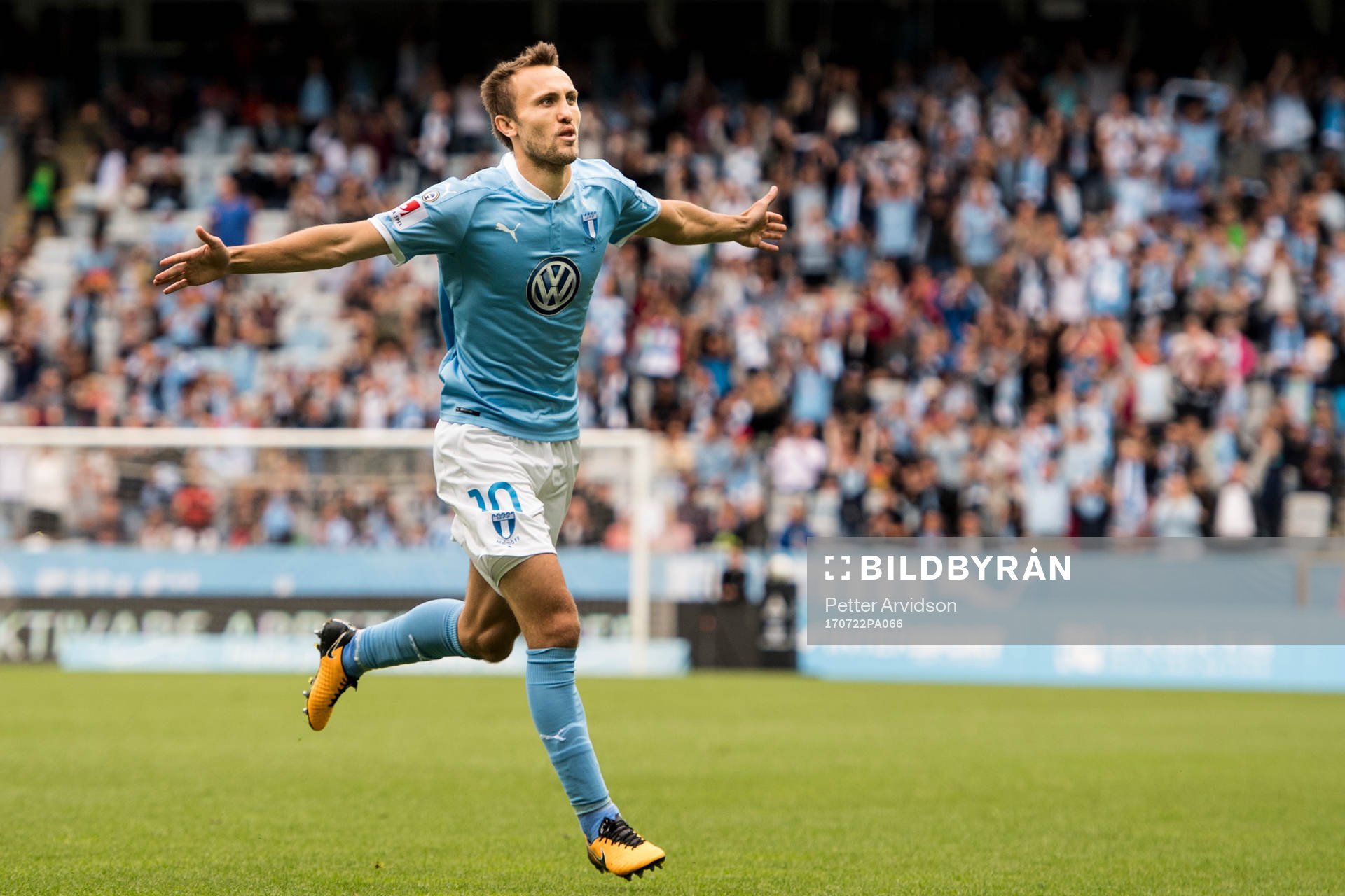 Malmö FFs Magnus Wolff Eikrem jublar
