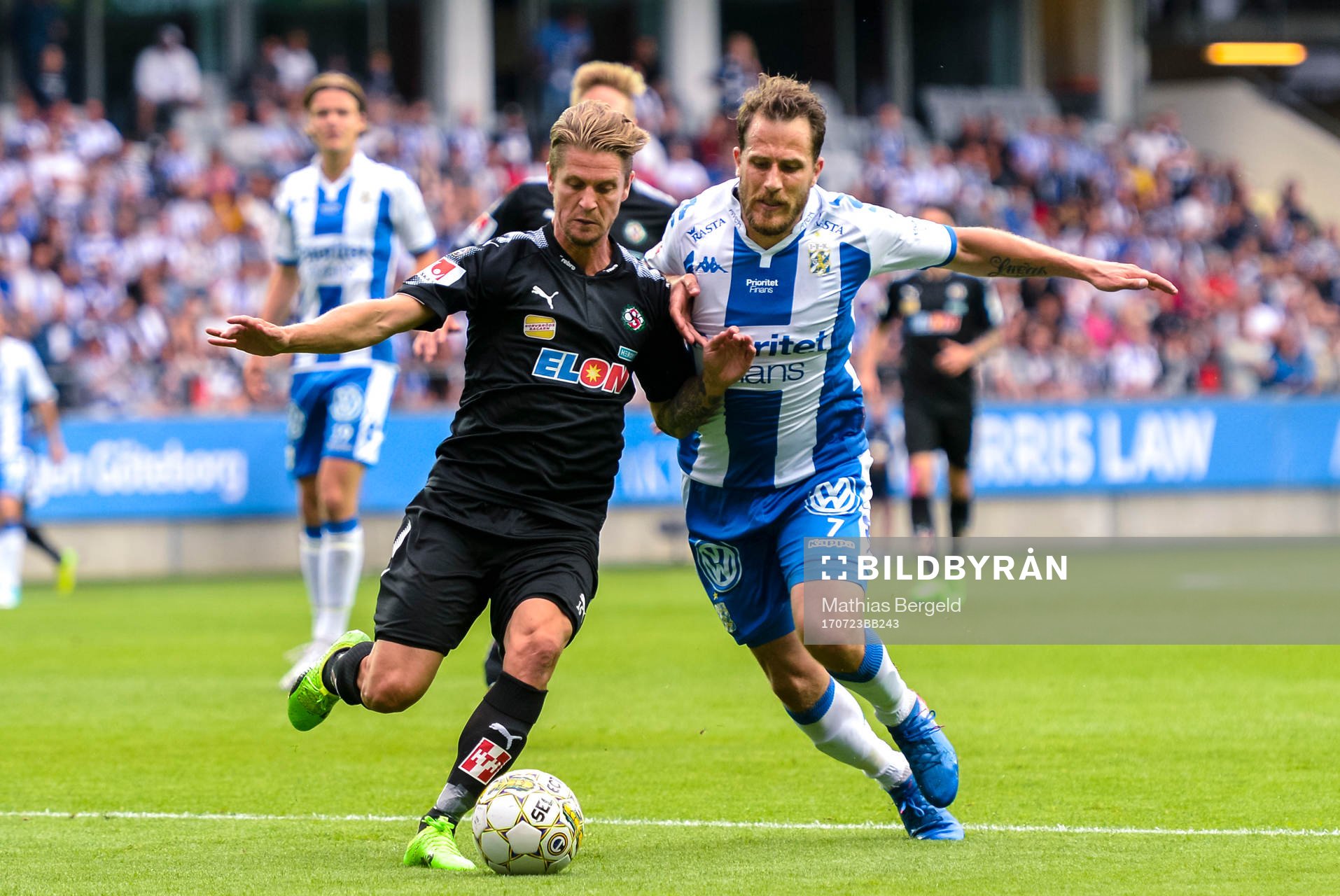 Örebros Martin Lorentzson och IFK Göteborgs Tobias Hysén
