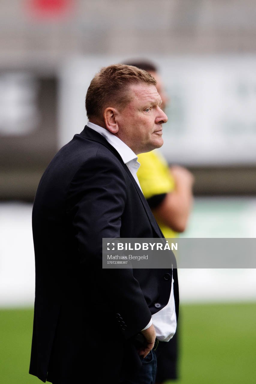 IFK Göteborgs tränare Alf Westerberg deppar