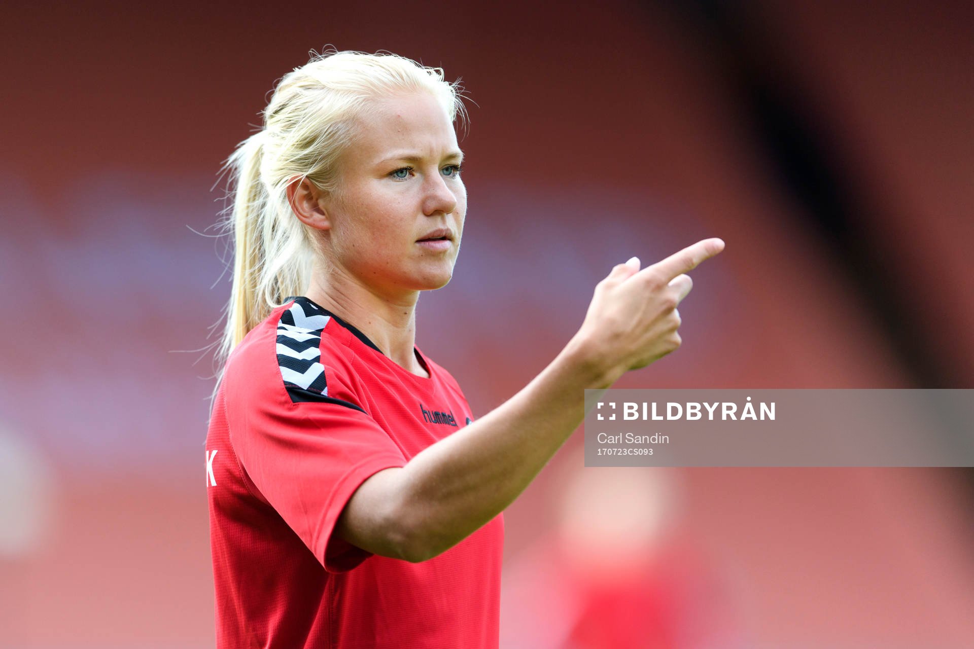 Pernille Harder på en träning med det danska landslaget