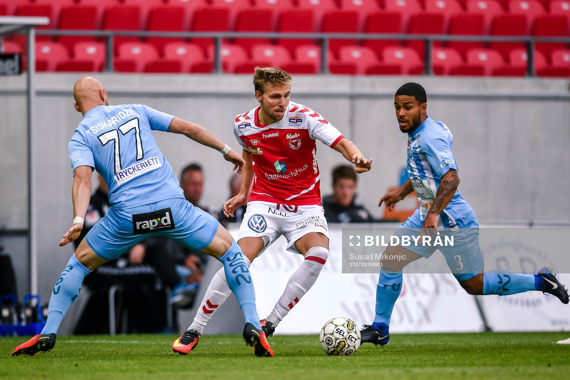 Kalmars Jonathan Ring och AFC Eskilstunas Zourab Tsiskaridze