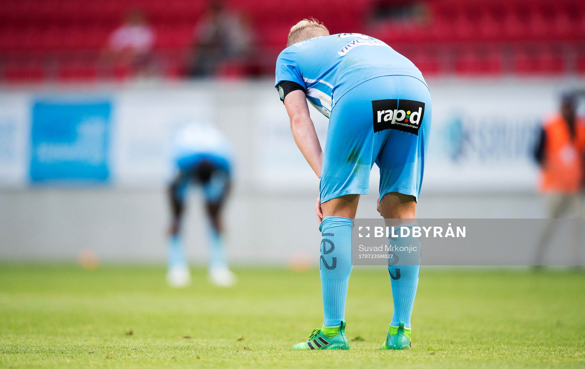 AFC Eskilstunas Ludvig Öhman och Chidi Omeje deppar