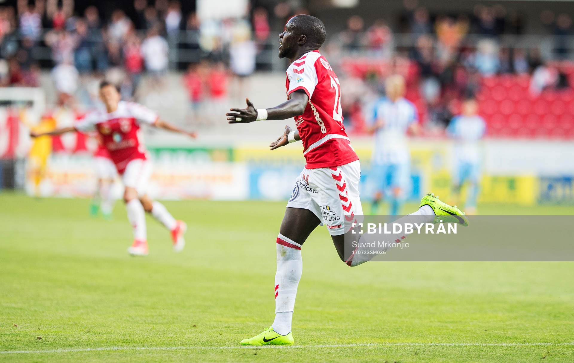 Kalmars Papa Alioune Diouf jublar