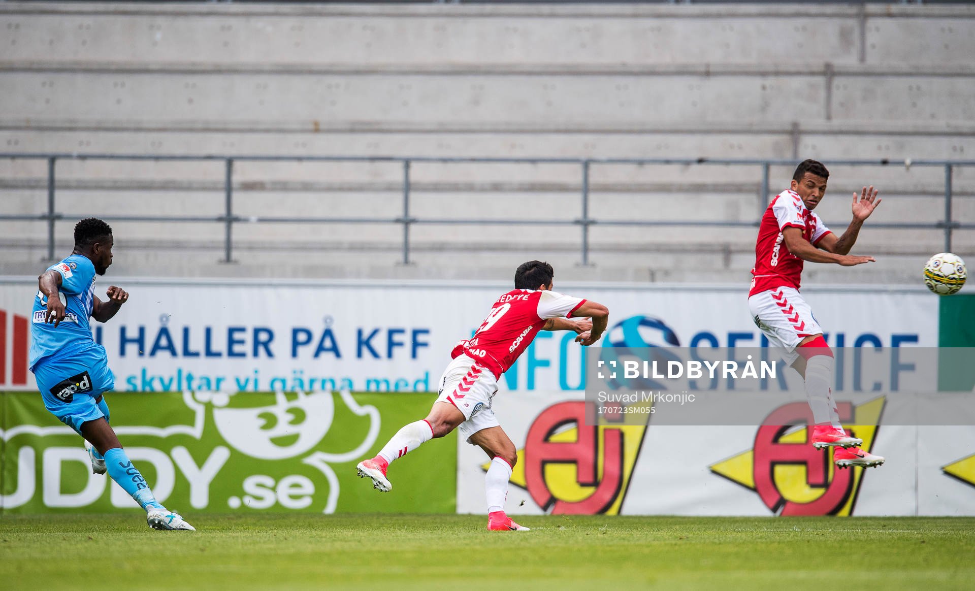AFC Eskilstunas Chidi Omeje samt Kalmars Romário Pereira