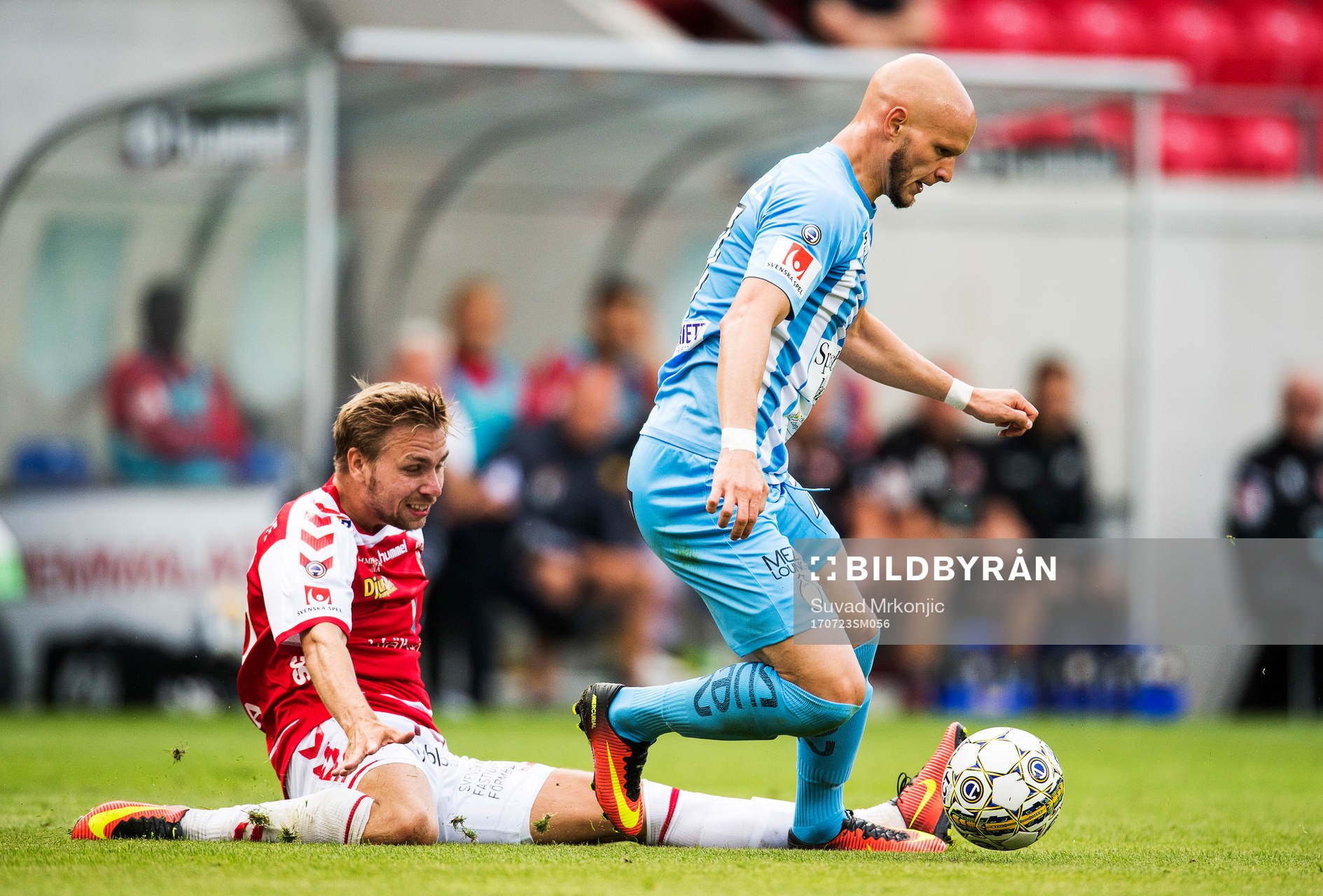 Kalmars Jonathan Ringoch AFC Eskilstunas Zourab Tsiskaridze