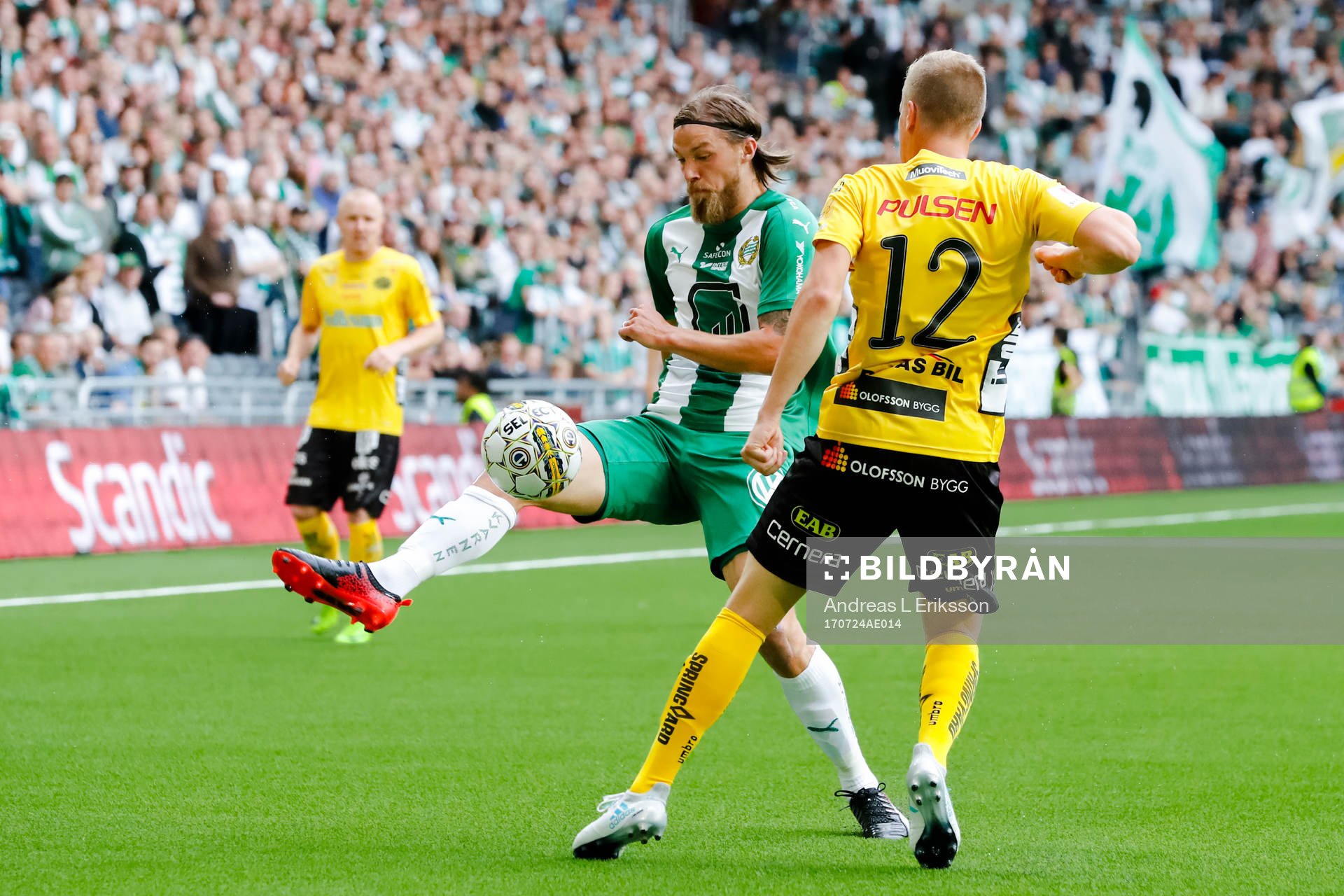 Hammarbys Björn Paulsen och Elfsborgs Joakim Nilsson