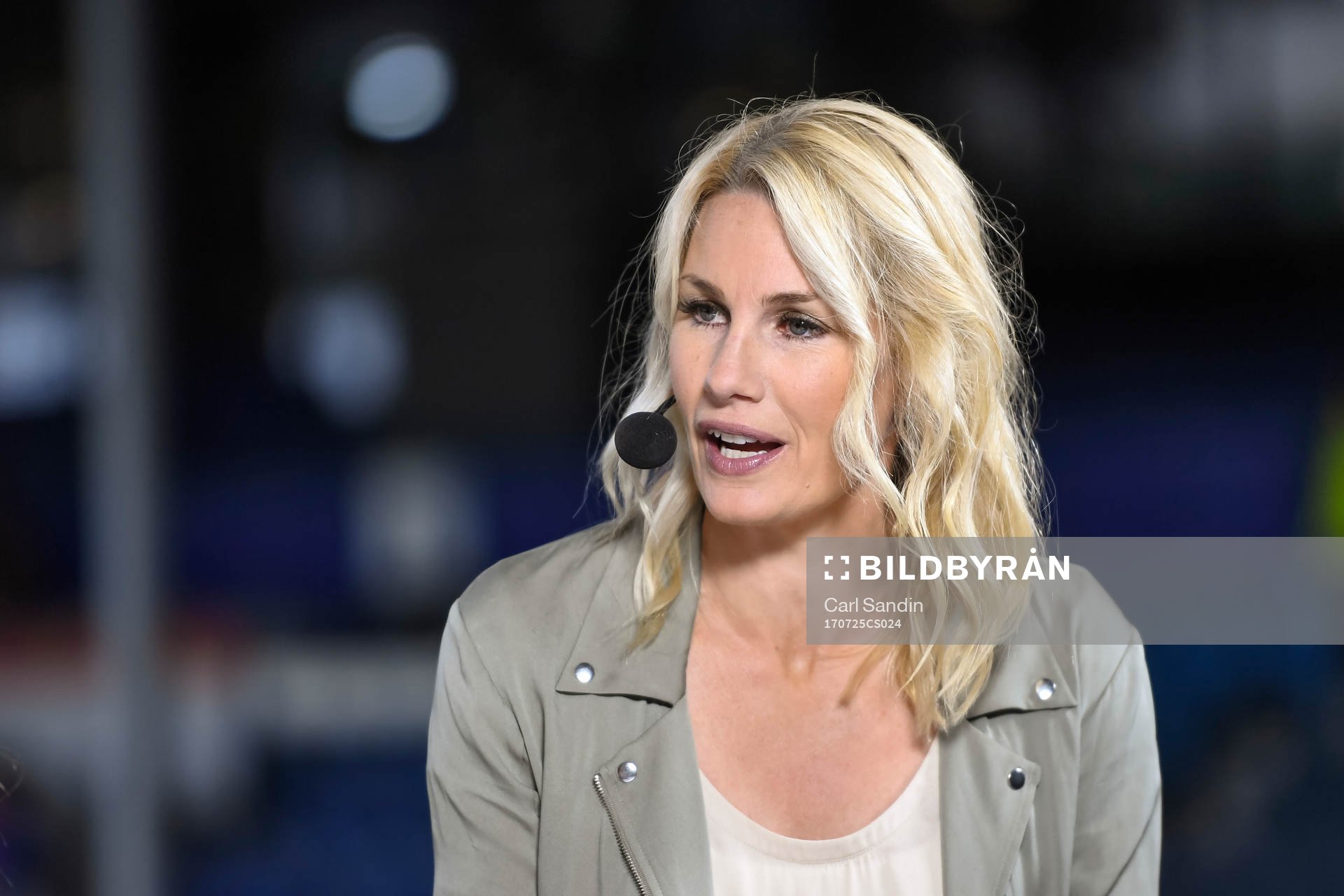 Hanna Marklund före matchen mellan Sverige och Italien