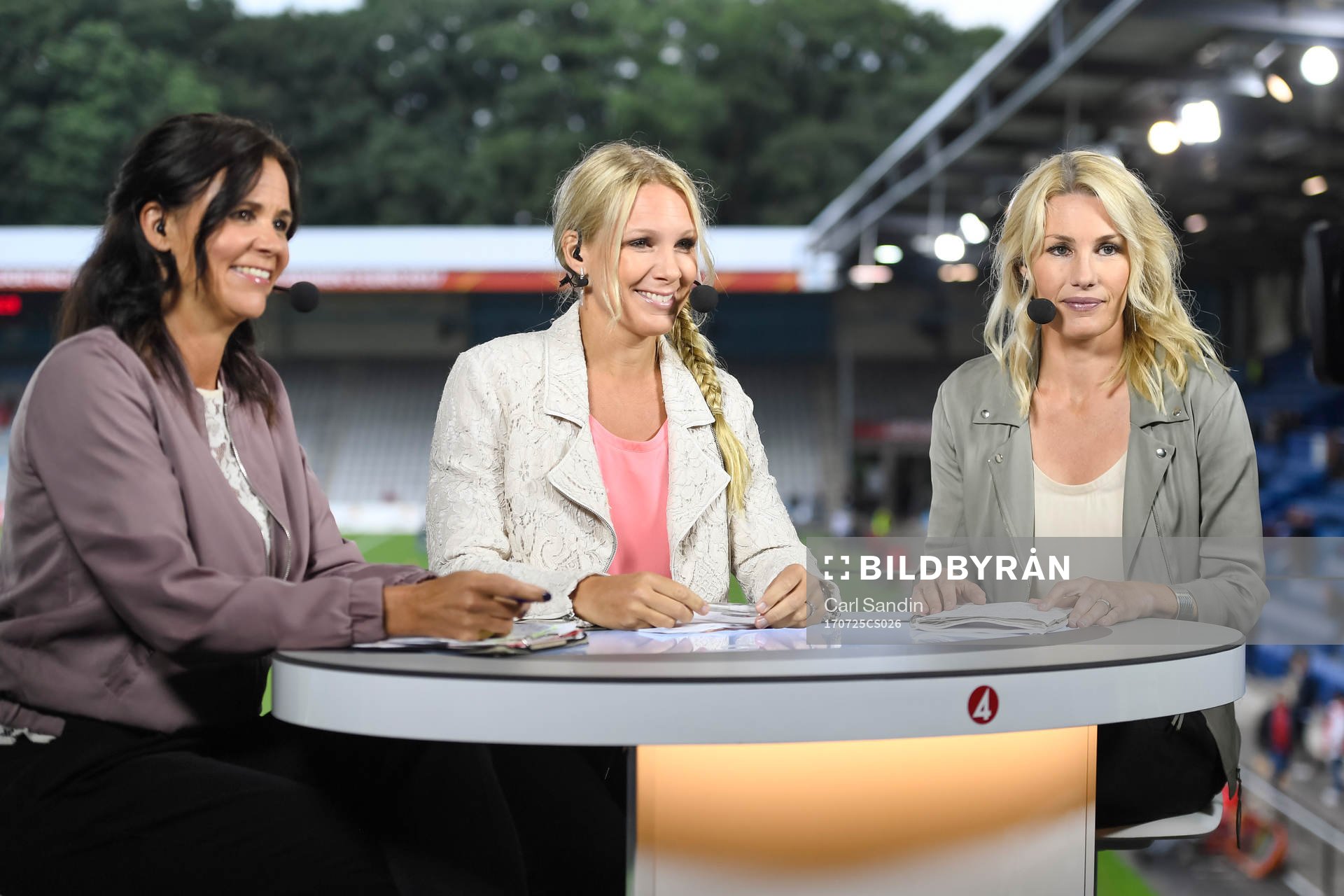 Malin Swedberg, Anna Brolin och Hanna Marklund före