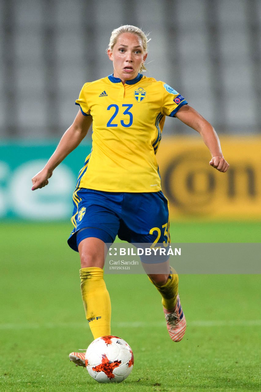Sveriges Elin Rubensson i matchen mellan Sverige och Italien under dag 10 av fotbolls-EM den 25 juli 2017 i Doetinchem.