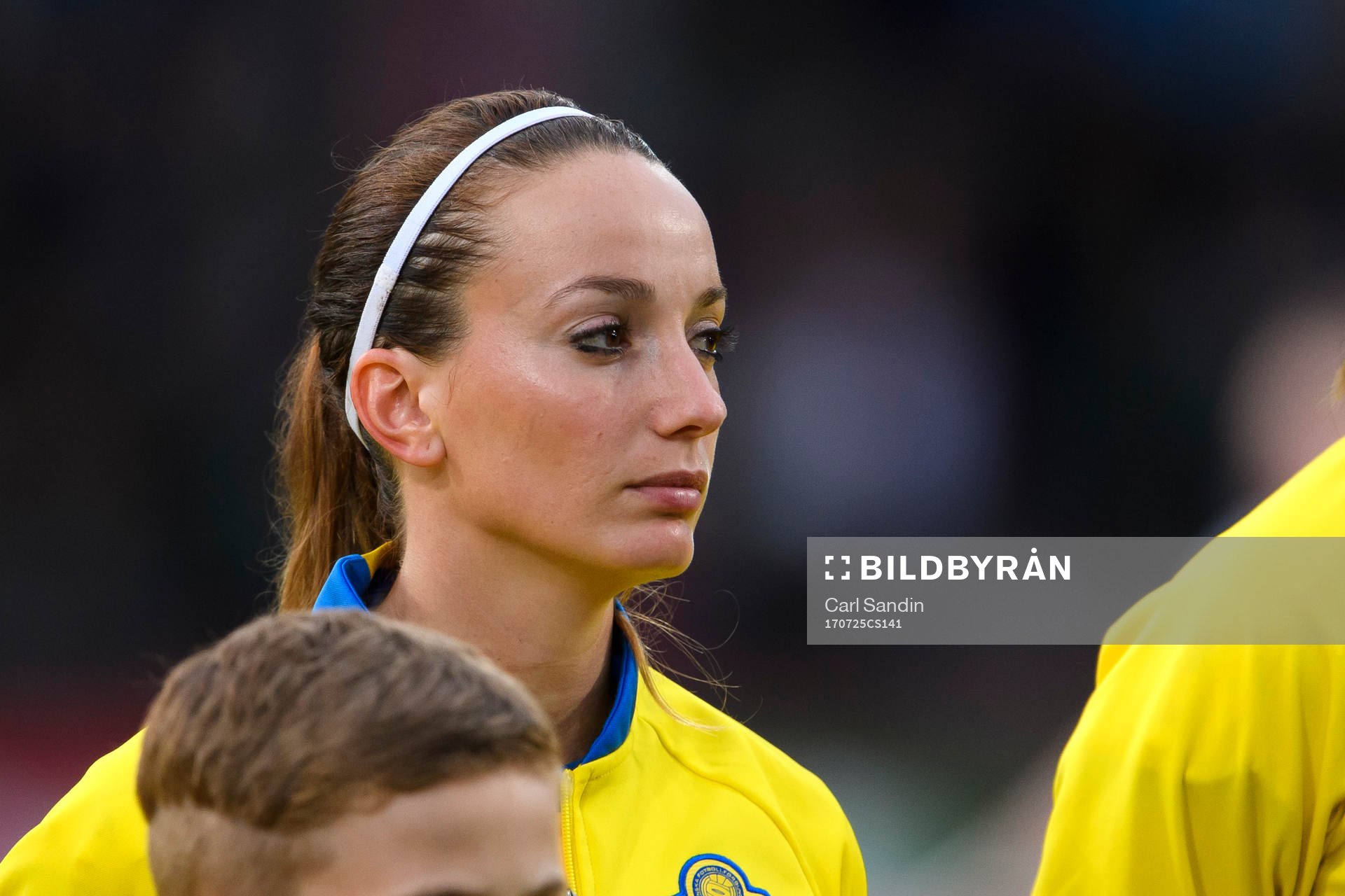 Sveriges Kosovare Asllani vid lineup innan matchen mellan