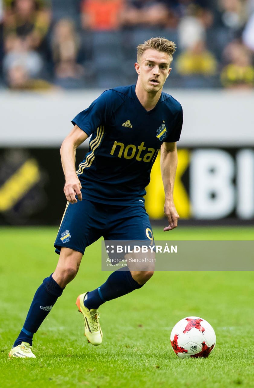 s Rasmus Lindkvist
