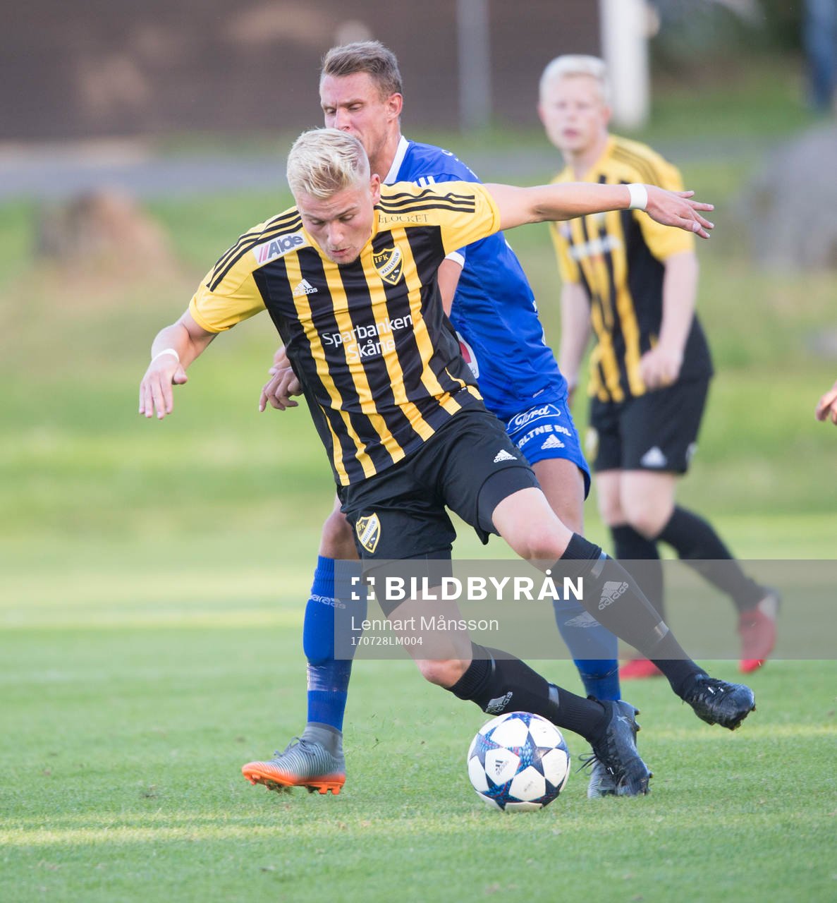 IFK Hässleholms Linus Svensson i matchen i division 2 mellan Asarum och IFK Hässleholm i Asarum 28 juli 2017.  
