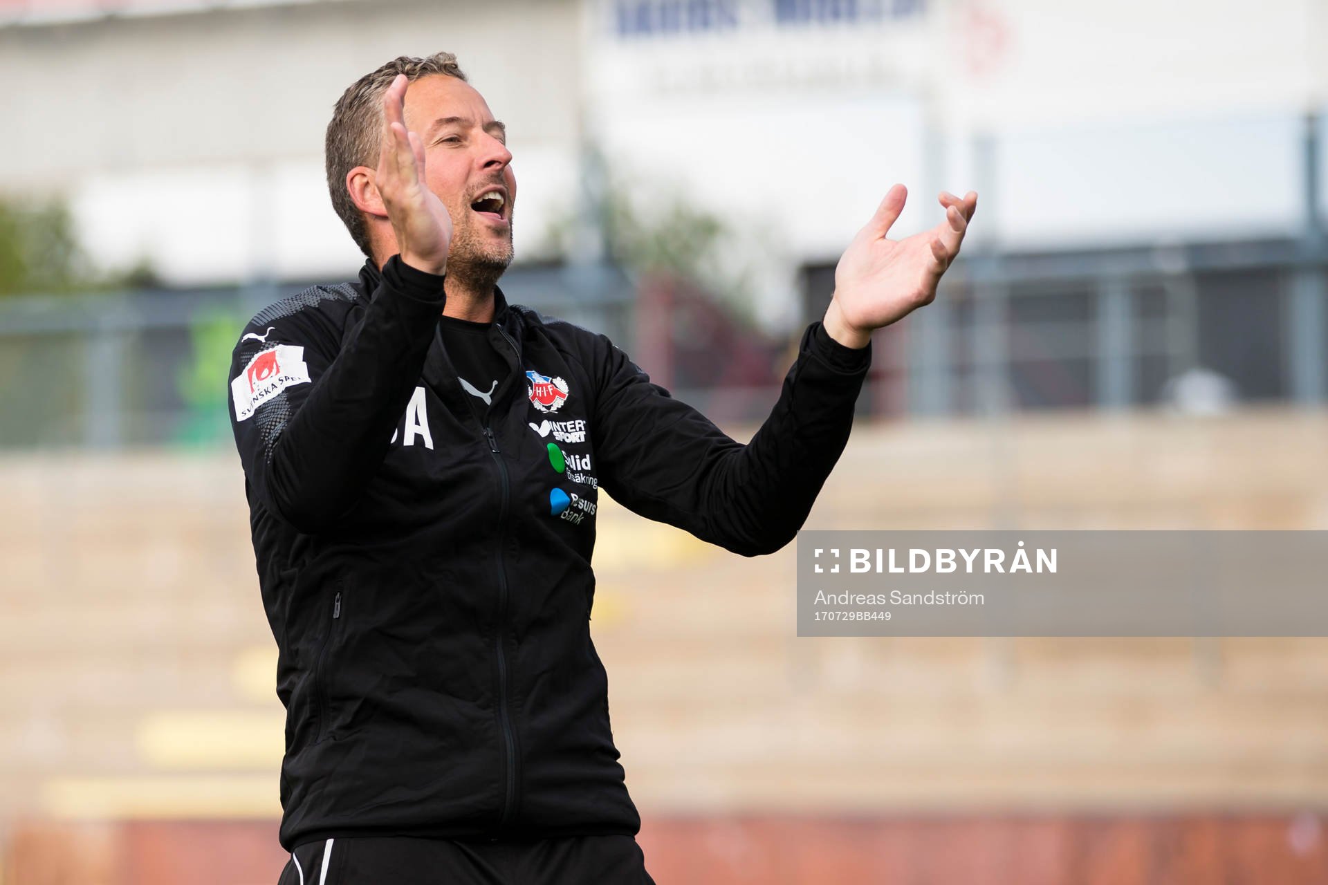Helsingborgs målvaktstränare Daniel Andersson  tackar
