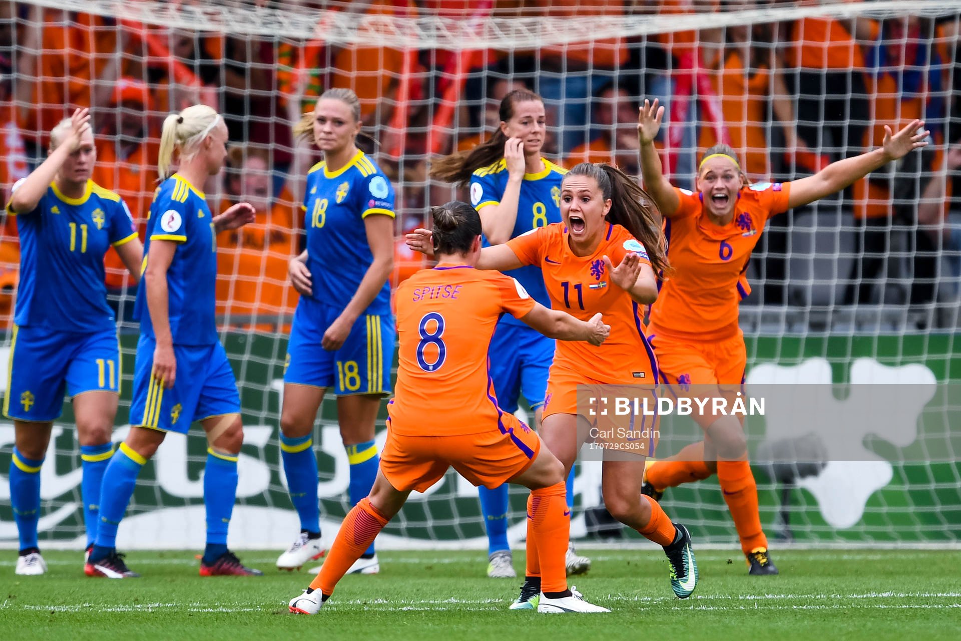 Hollands Sherida Spitse, Lieke Martens och Anouk Dekker