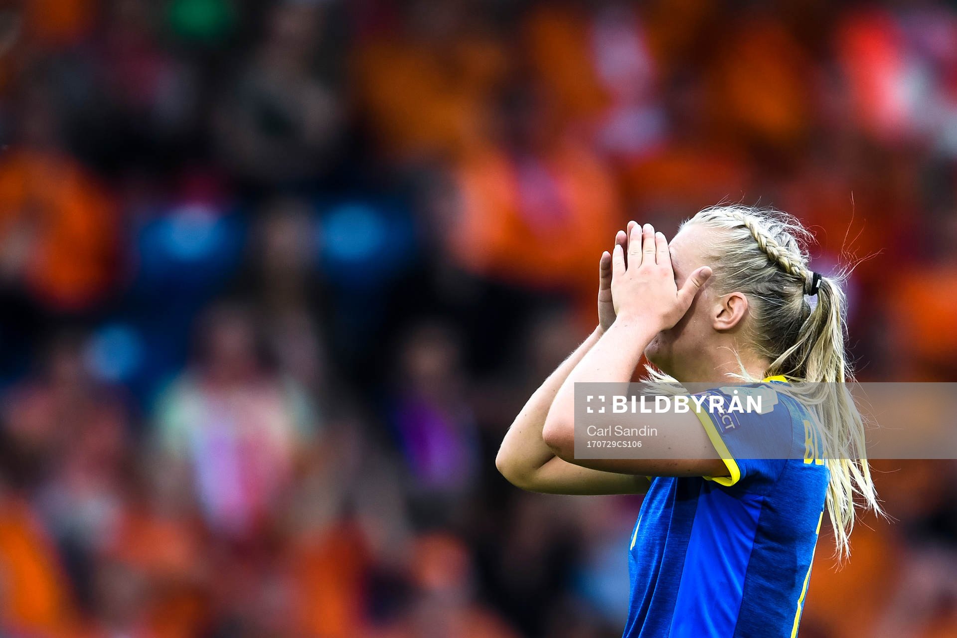 Sveriges Stina Blackstenius deppar  i kvartsfinalen mellan