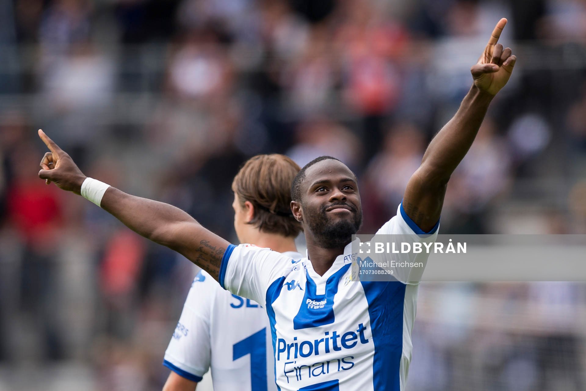 IFK Göteborgs Vajebah Sakor jublar efter sitt 3-1 mål under fotbollsmatchen i allsvenskan mellan IFK Göteborg och Norrköping den 30 juli 2017 i Göteborg.