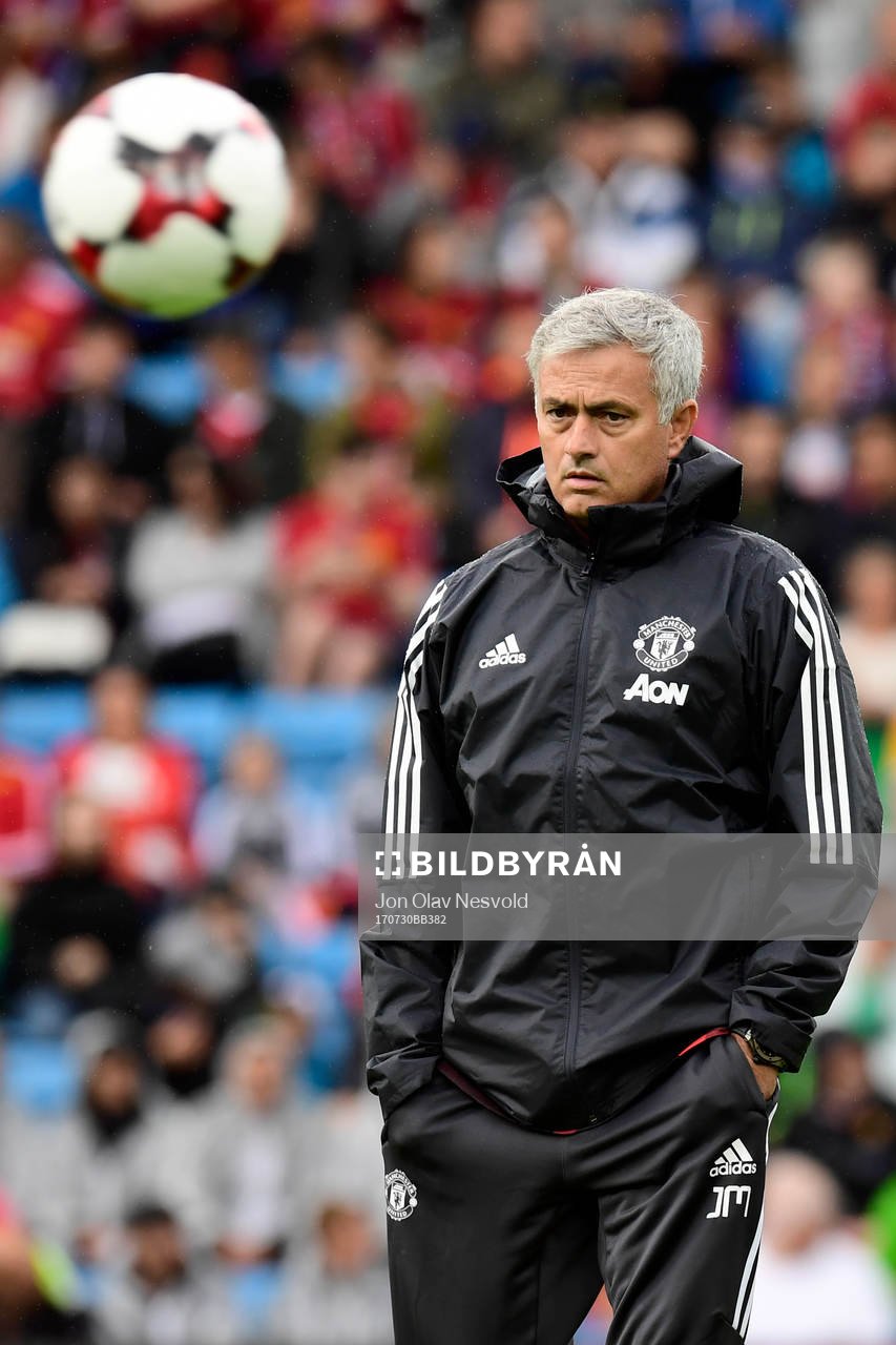Manchester Uniteds tränare Jose Mourinho och