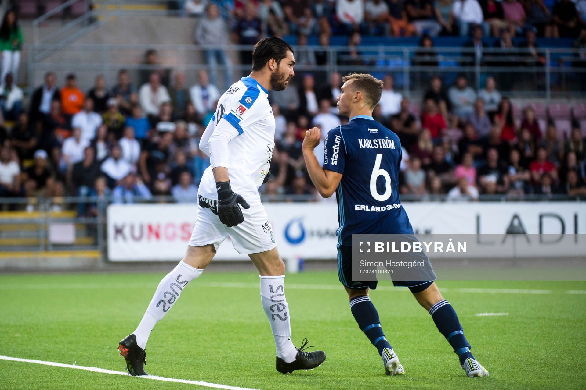 AFC Eskilstunas Målvakt Alireza Haghighi i bråk med