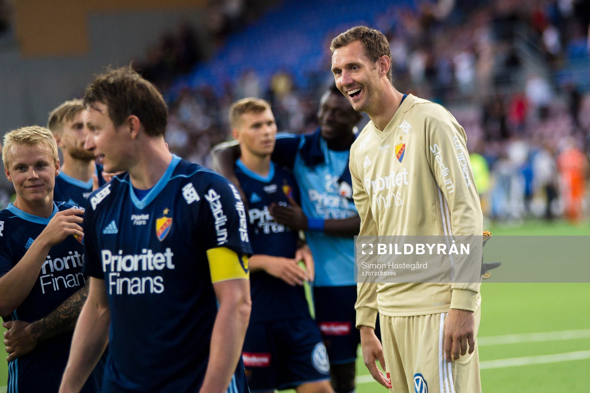 Djurgårdens målvakt Andreas Isaksson jublar