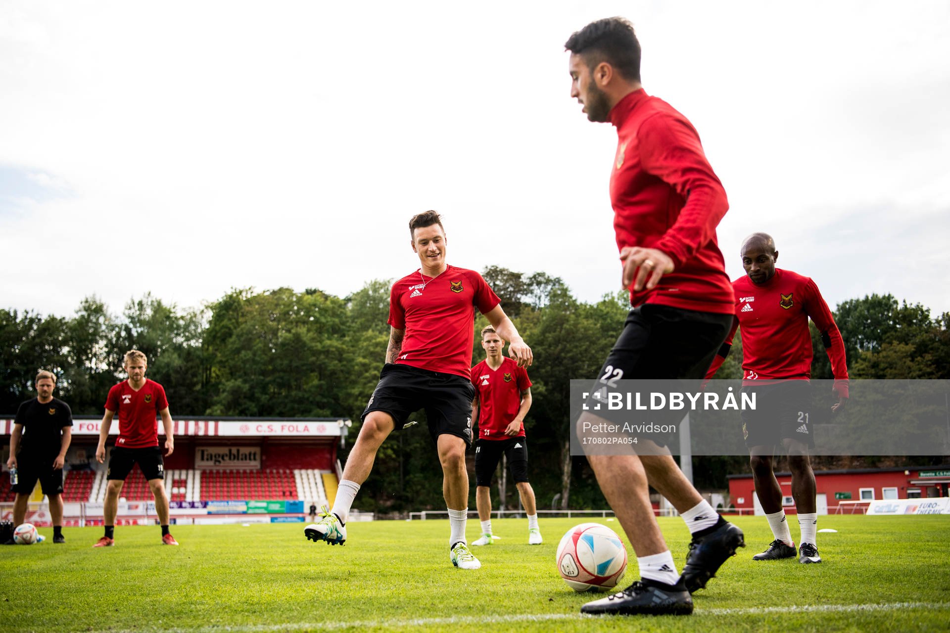 Östersunds Jamie Hopcutt och Brwa Nouri