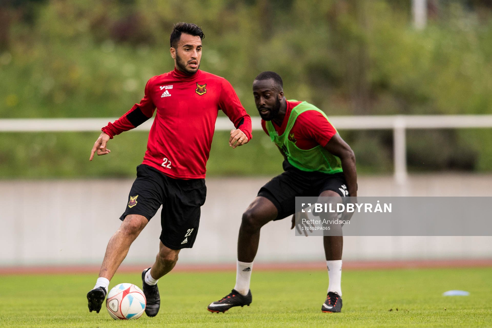 Östersunds Brwa Nouri och Ronald Mukiibi