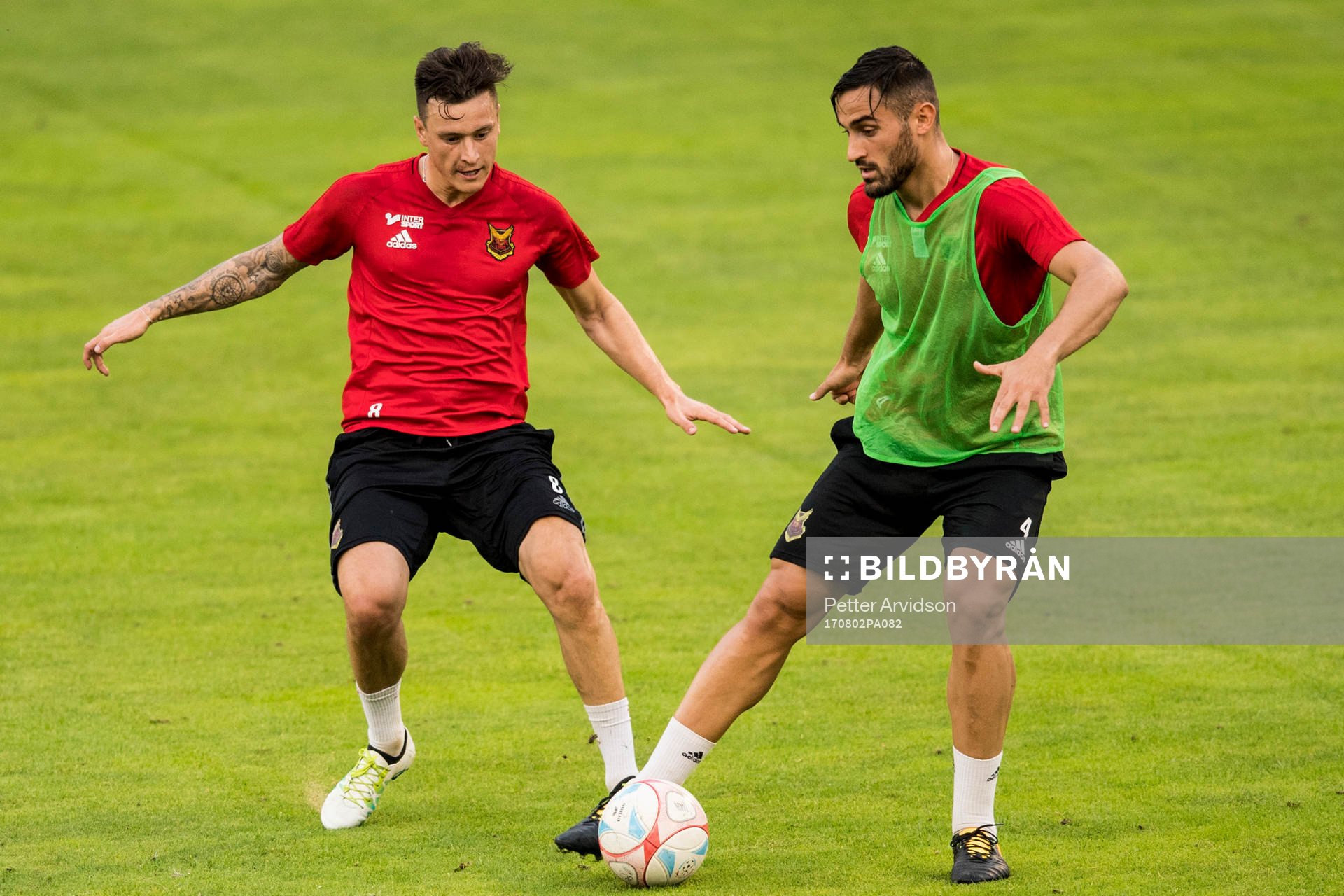 Östersunds Jamie Hopcutt och Sotirios Papagiannopoulus