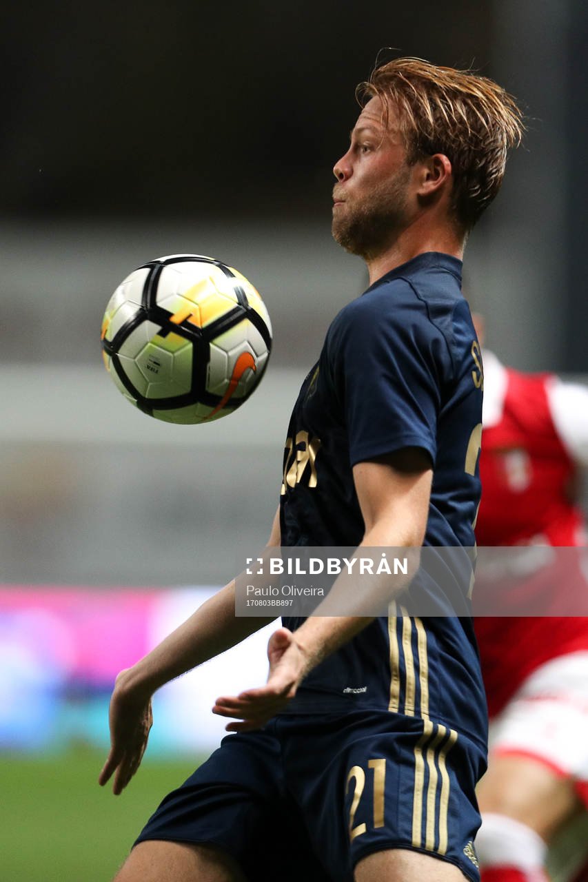 Daniel Sundgren defender of AIK in action with Nicolas