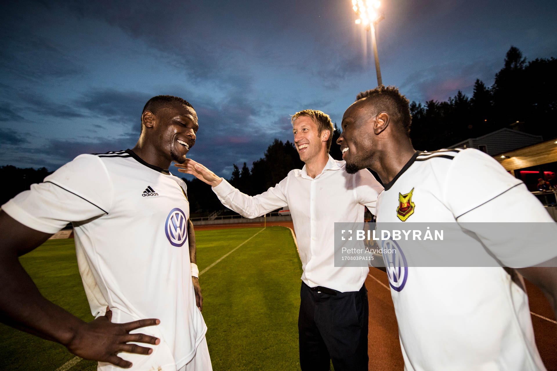 Östersunds tränare Graham Potter med Salisu Abdullahi