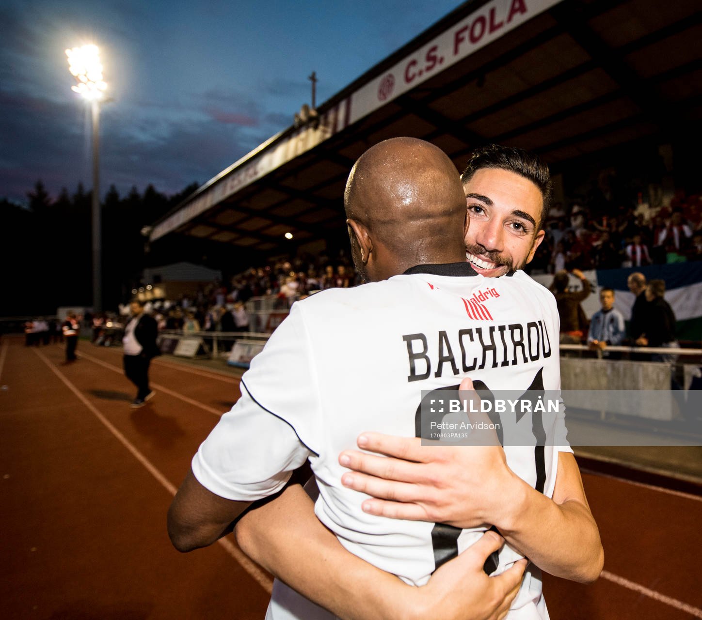 Östersunds Gabriel Somi och Fouad Bachirou jublar