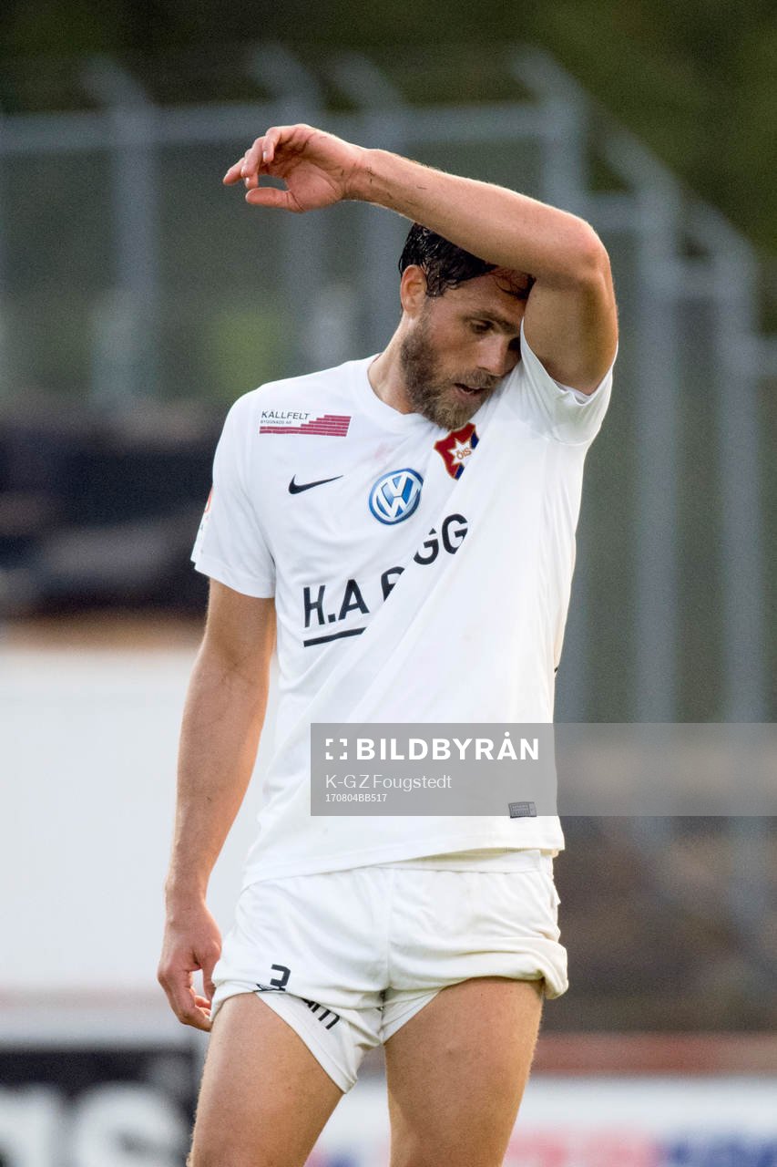 Örgrytes Johan Elmander deppar