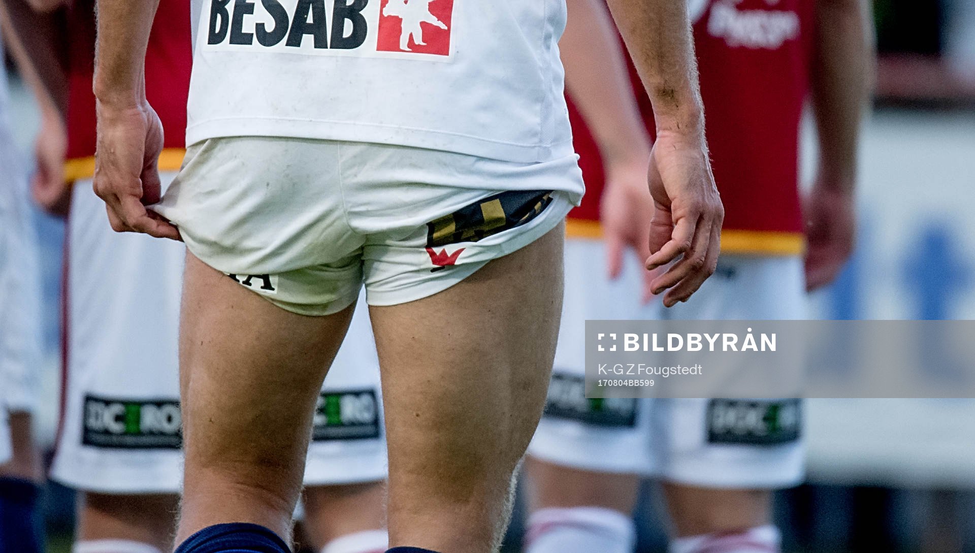 Örgrytes Johan Elmander uppdragna match shorts