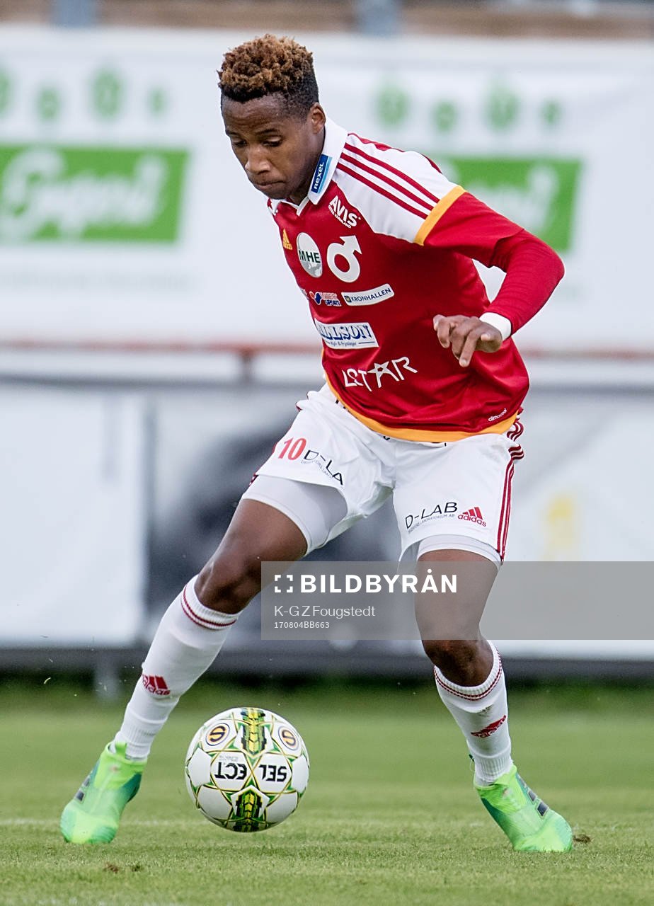 Degerfors Mihlali Mayambela