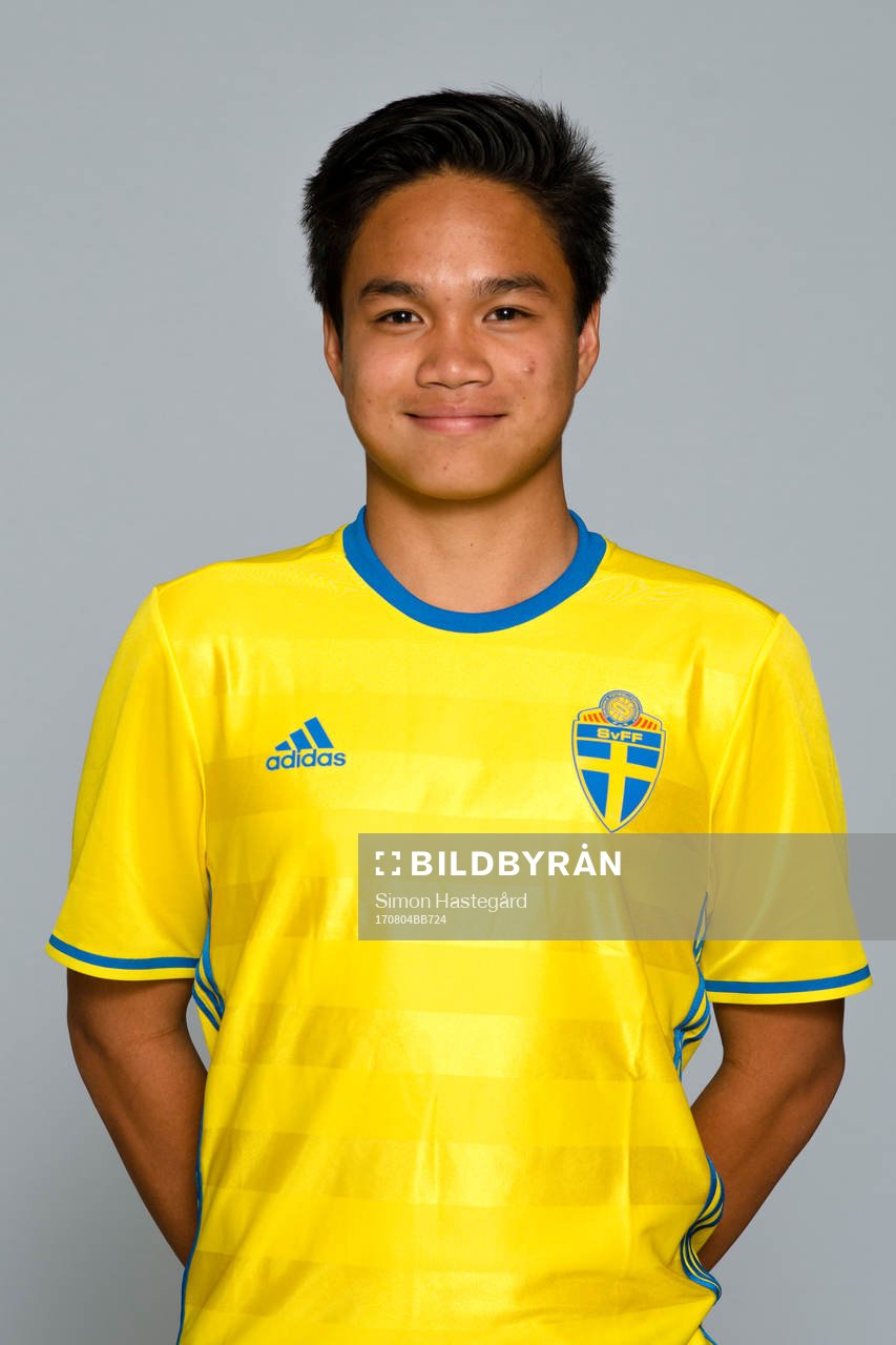 Fio Karlsson i P15/02-landslaget