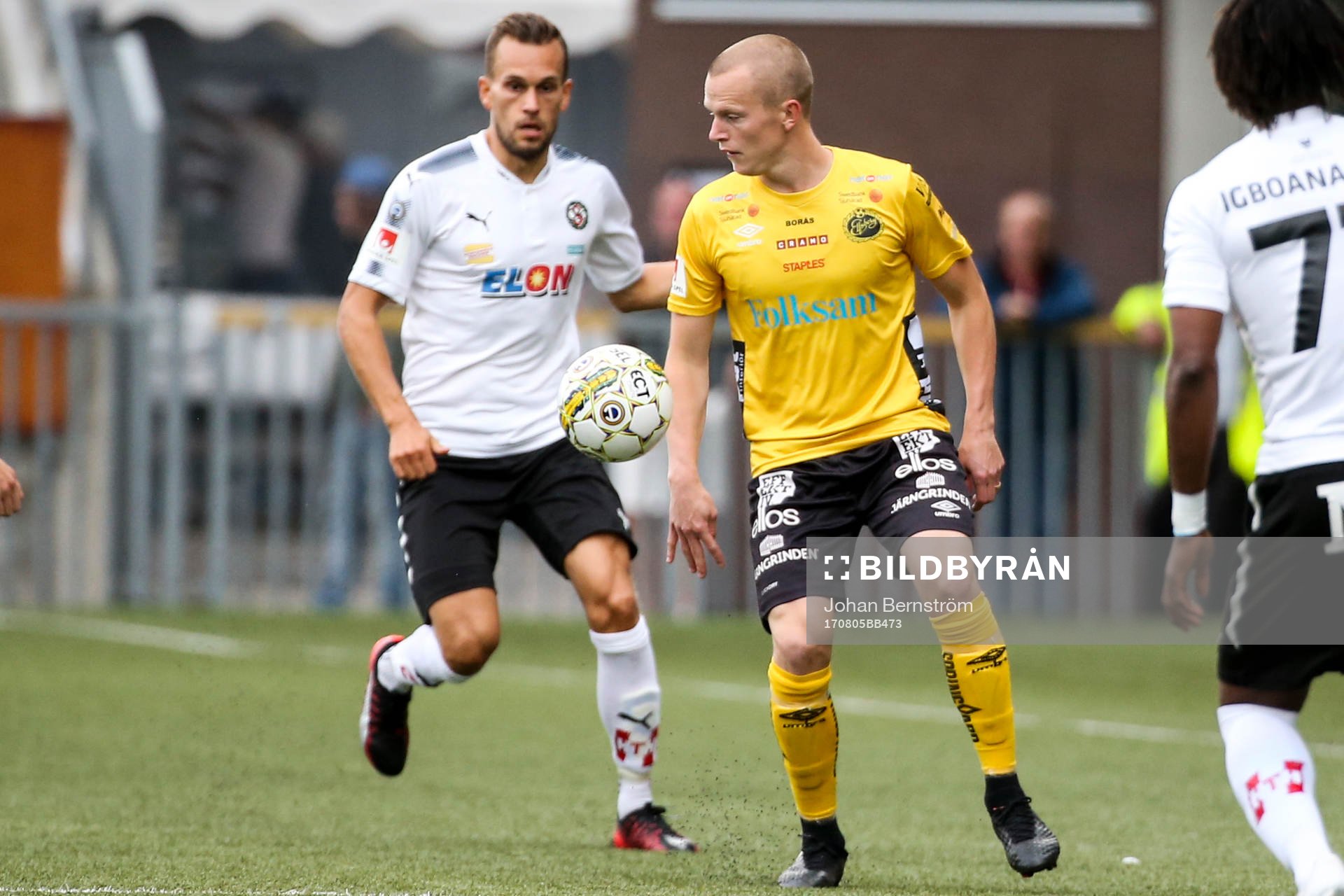 Elfsborgs Daniel Gustavsson och Örebros Logi Valgardsson
