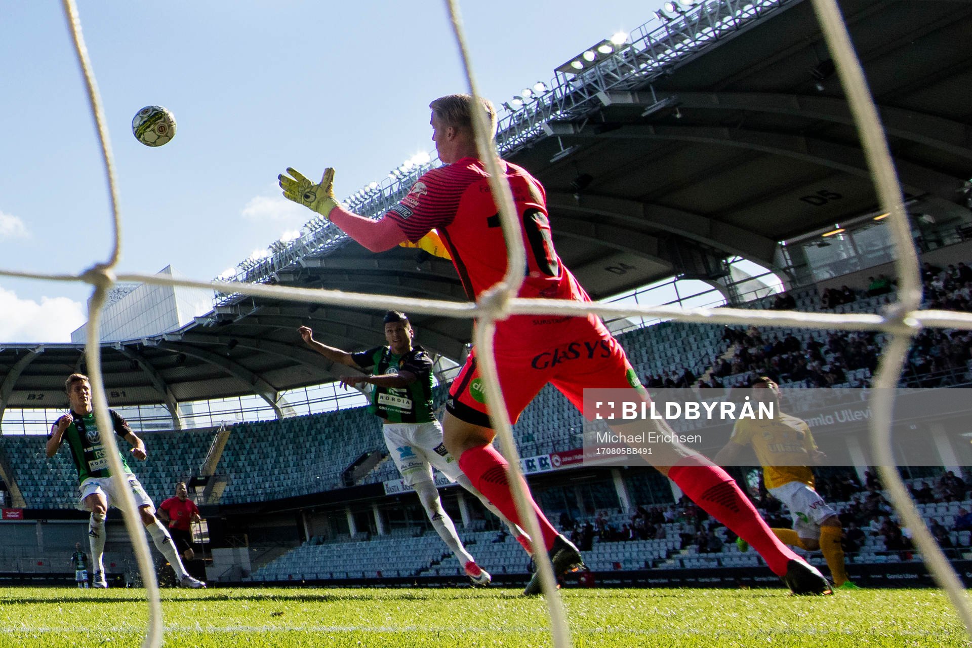 GAIS Luka Mijaljevic nickar in 1-0 bakom Falkenbergs