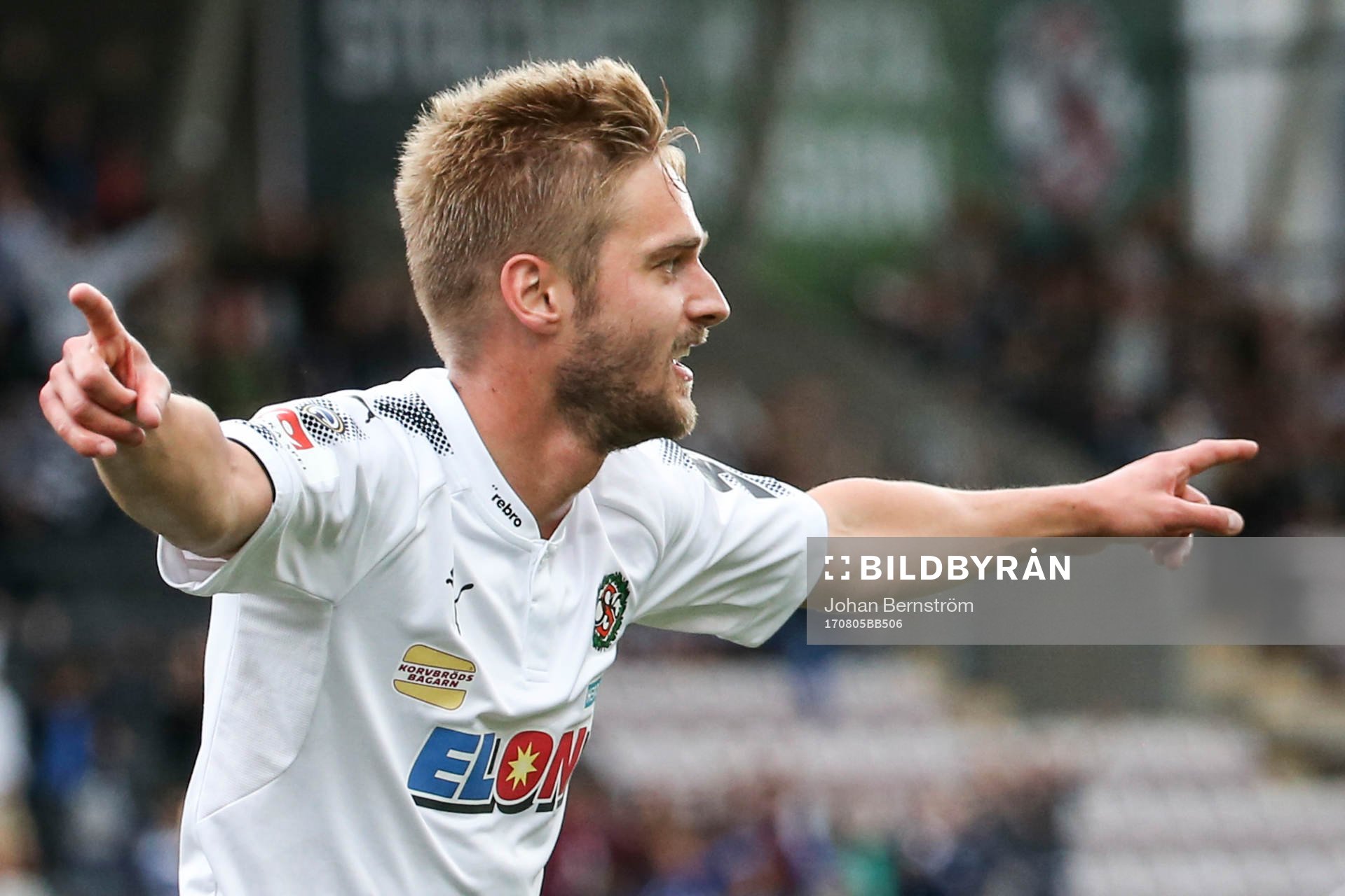 Örebros Johan Mårtensson jublar