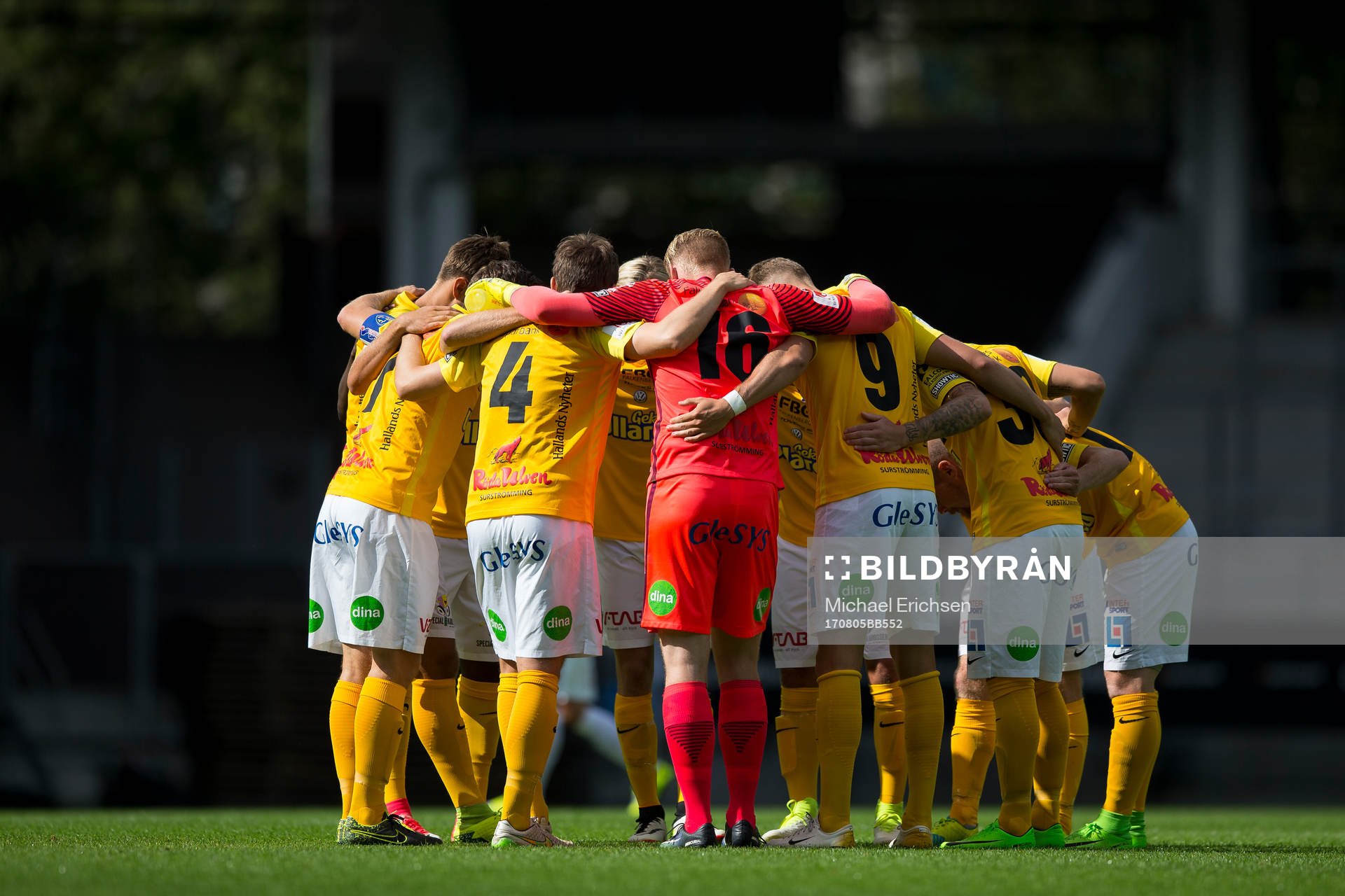 Falkenberg samlade innan fotbollsmatchen i Superettan