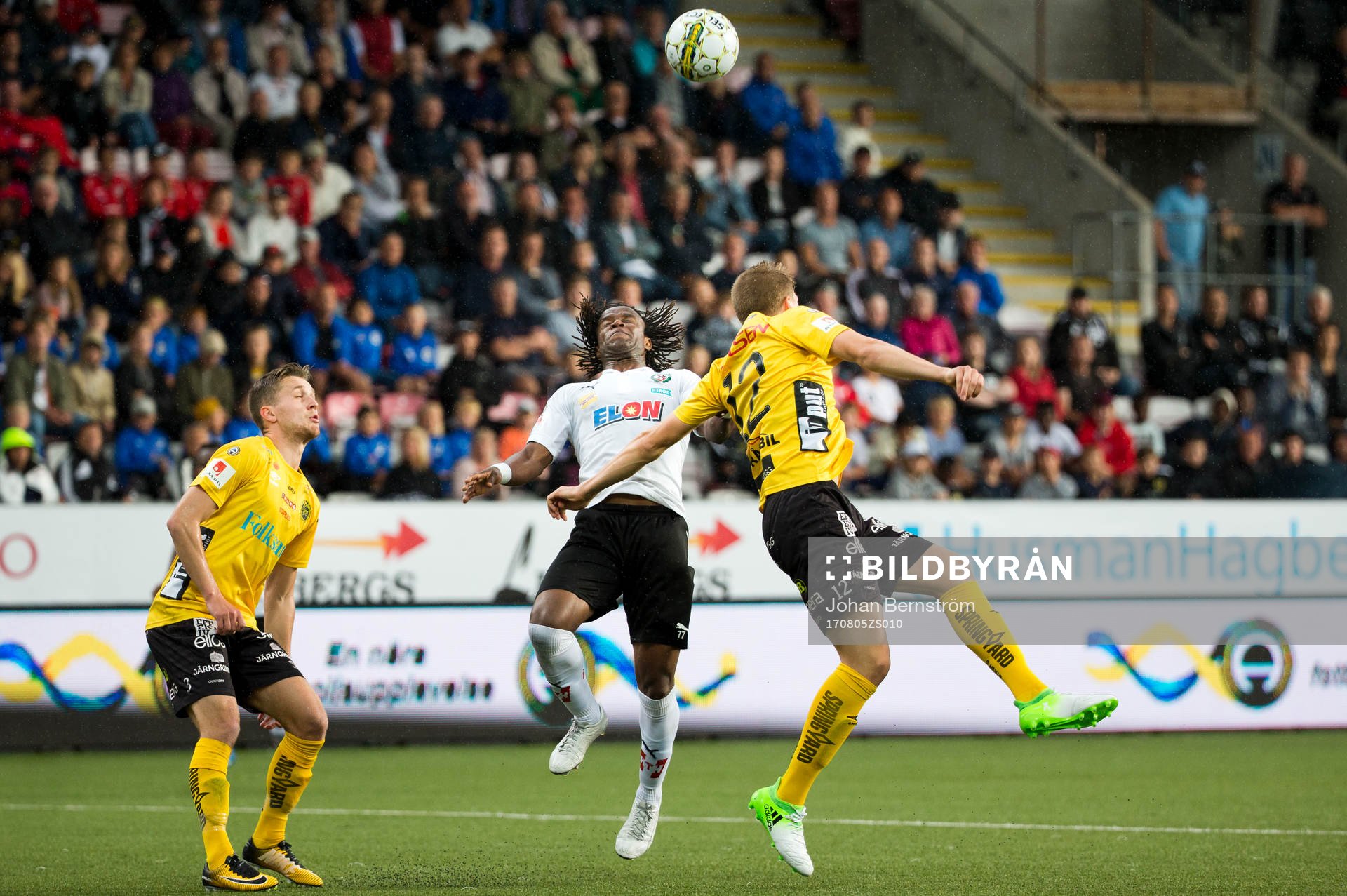 Elfsborgs Adam Lundqvist och Joakim Nilsson mot Örebros