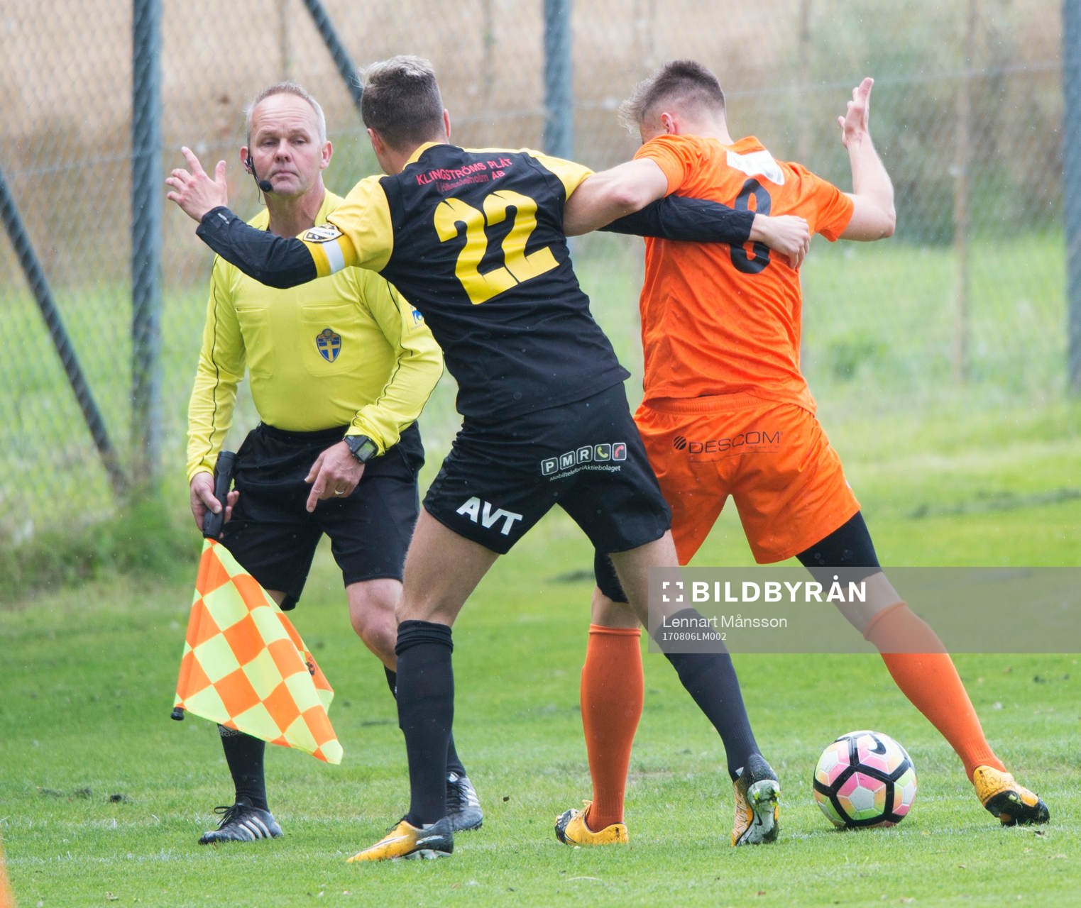 Assisterande domare i matchen i division 2 mellan Torn och