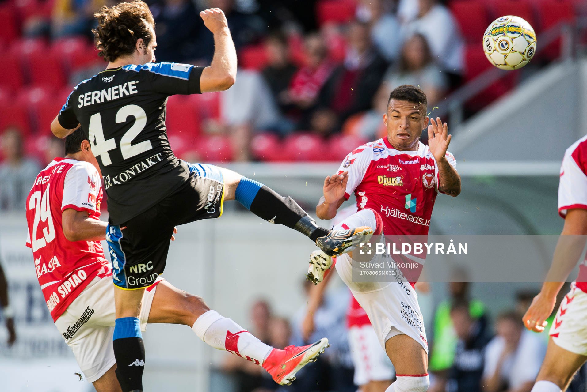 IFK Göteborgs Mikkel Diskerud och Kalmars Ismael Silva