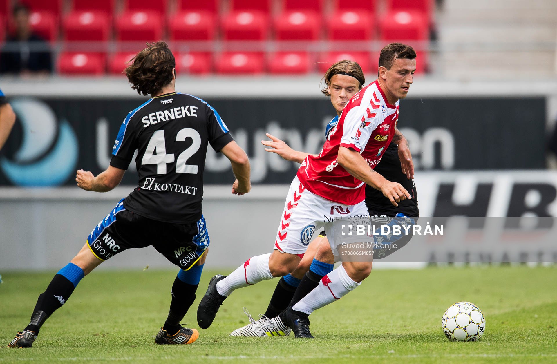 Kalmars Erton Fejzullahu och IFK Göteborgs Mikkel Diskerud