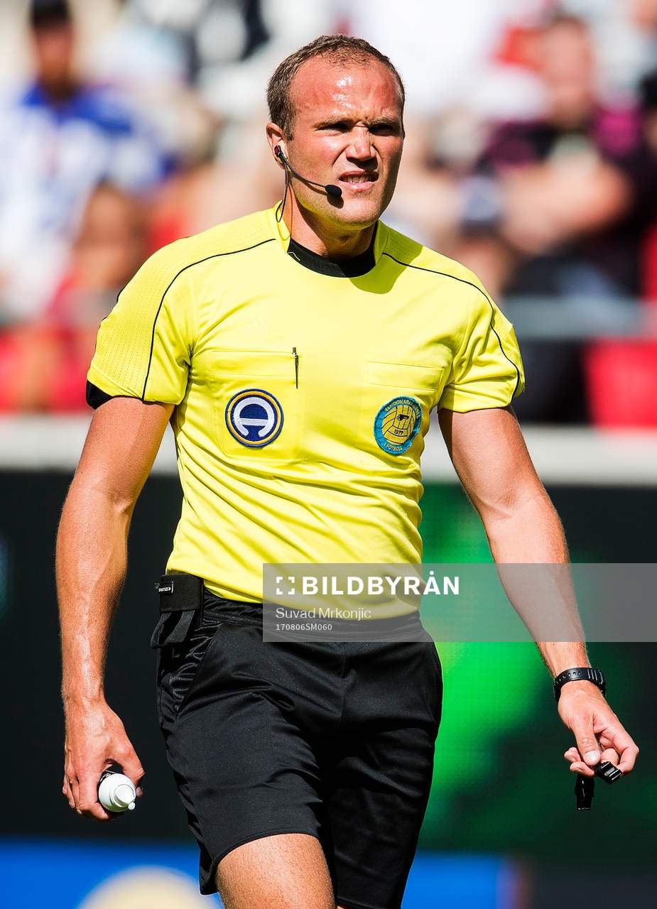 Domaren Patrik Eriksson