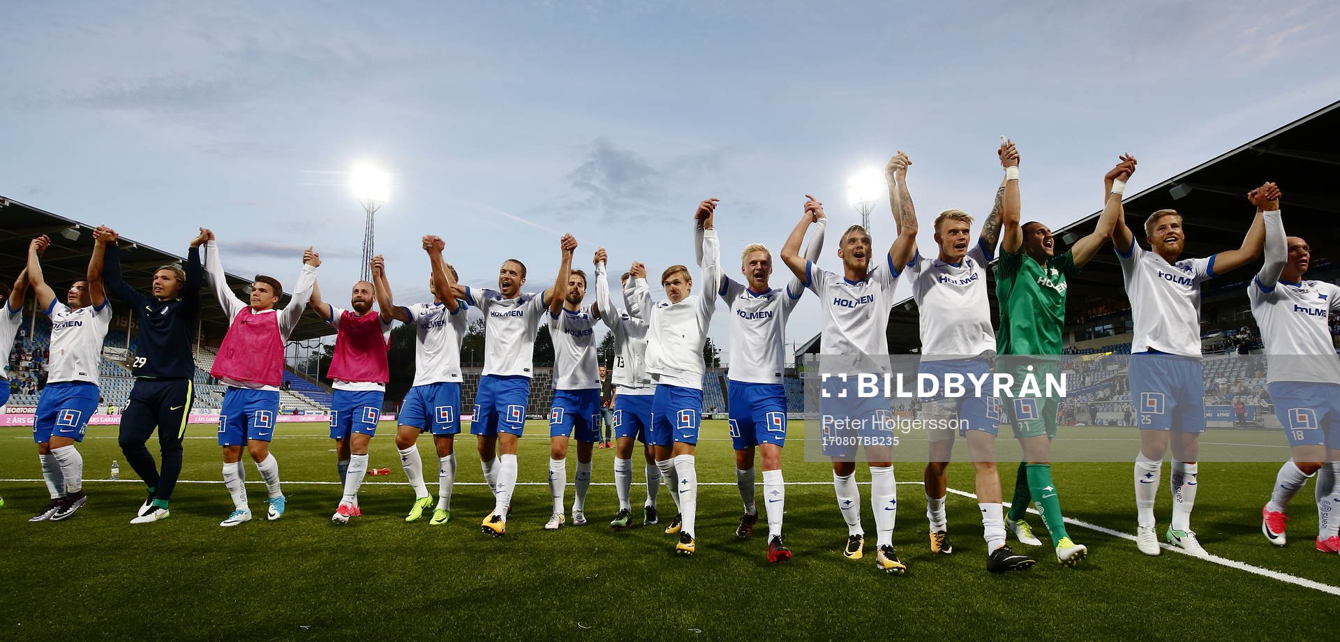 Norrköpings spelare jublar